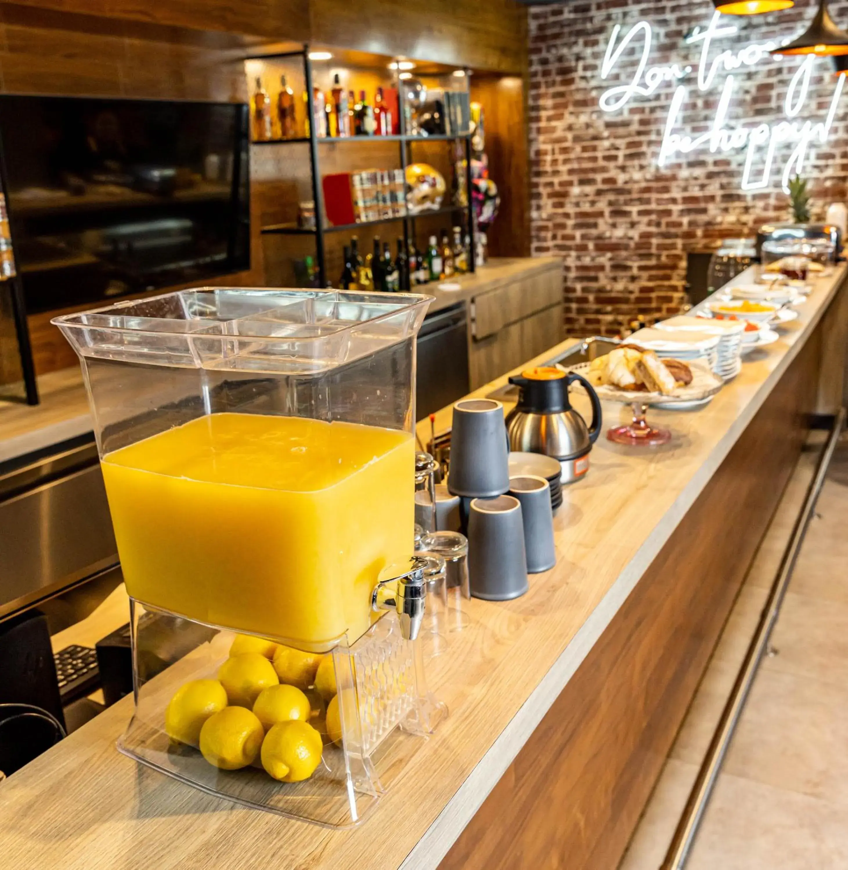 Buffet breakfast in Ibis Torreon Buffet breakfast in Ibis Torreon