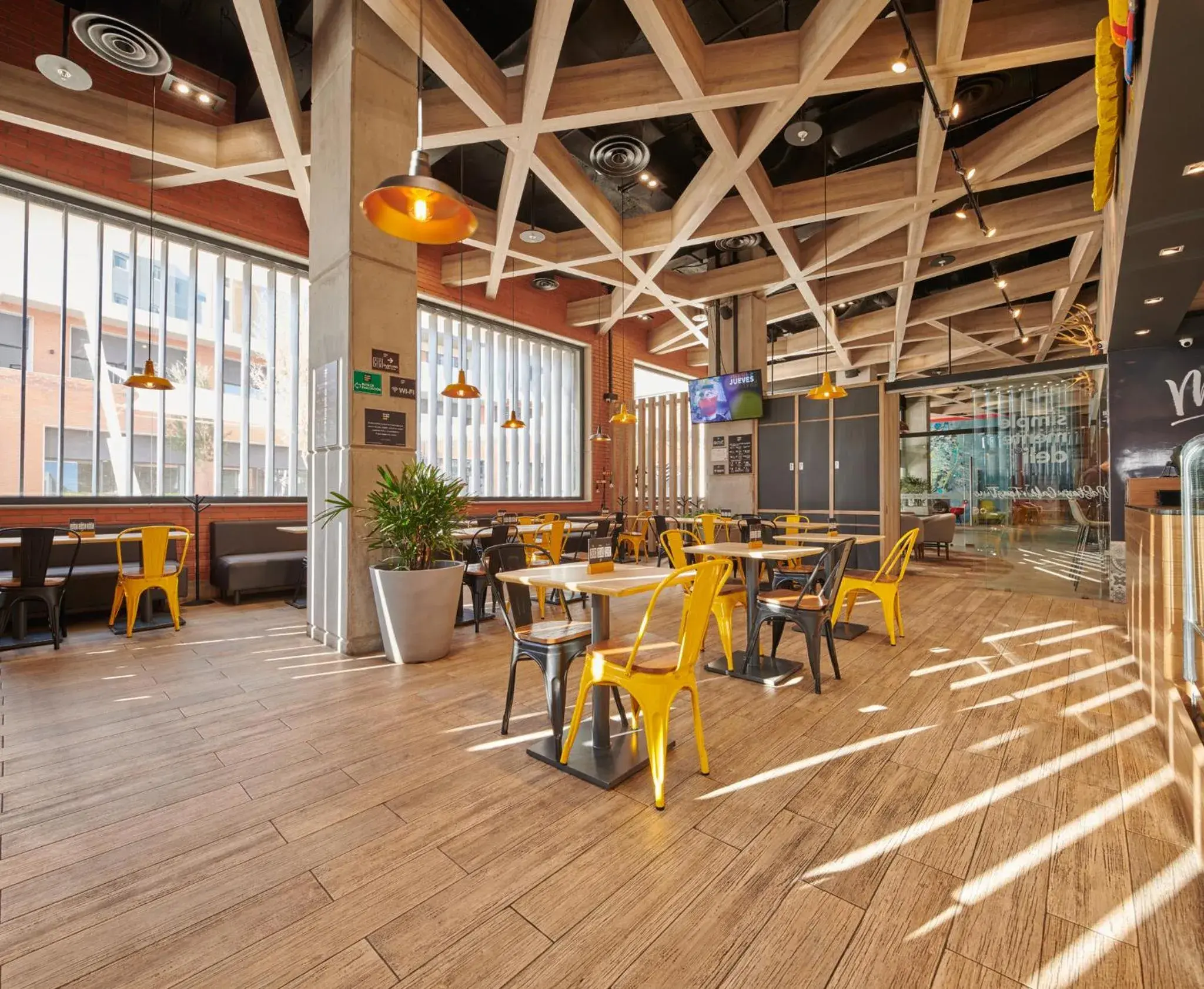 Restaurant/places to eat in Ibis Torreon Restaurant/places to eat in Ibis Torreon