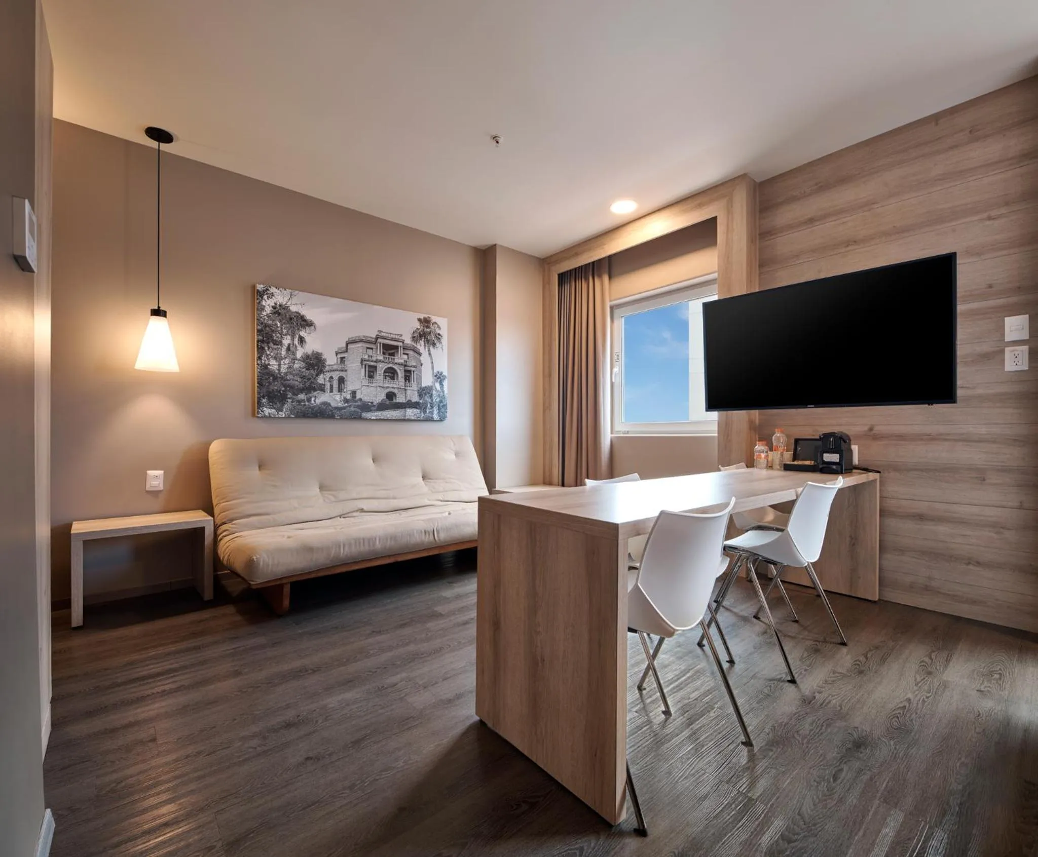 Coffee/tea facilities in Ibis Torreon