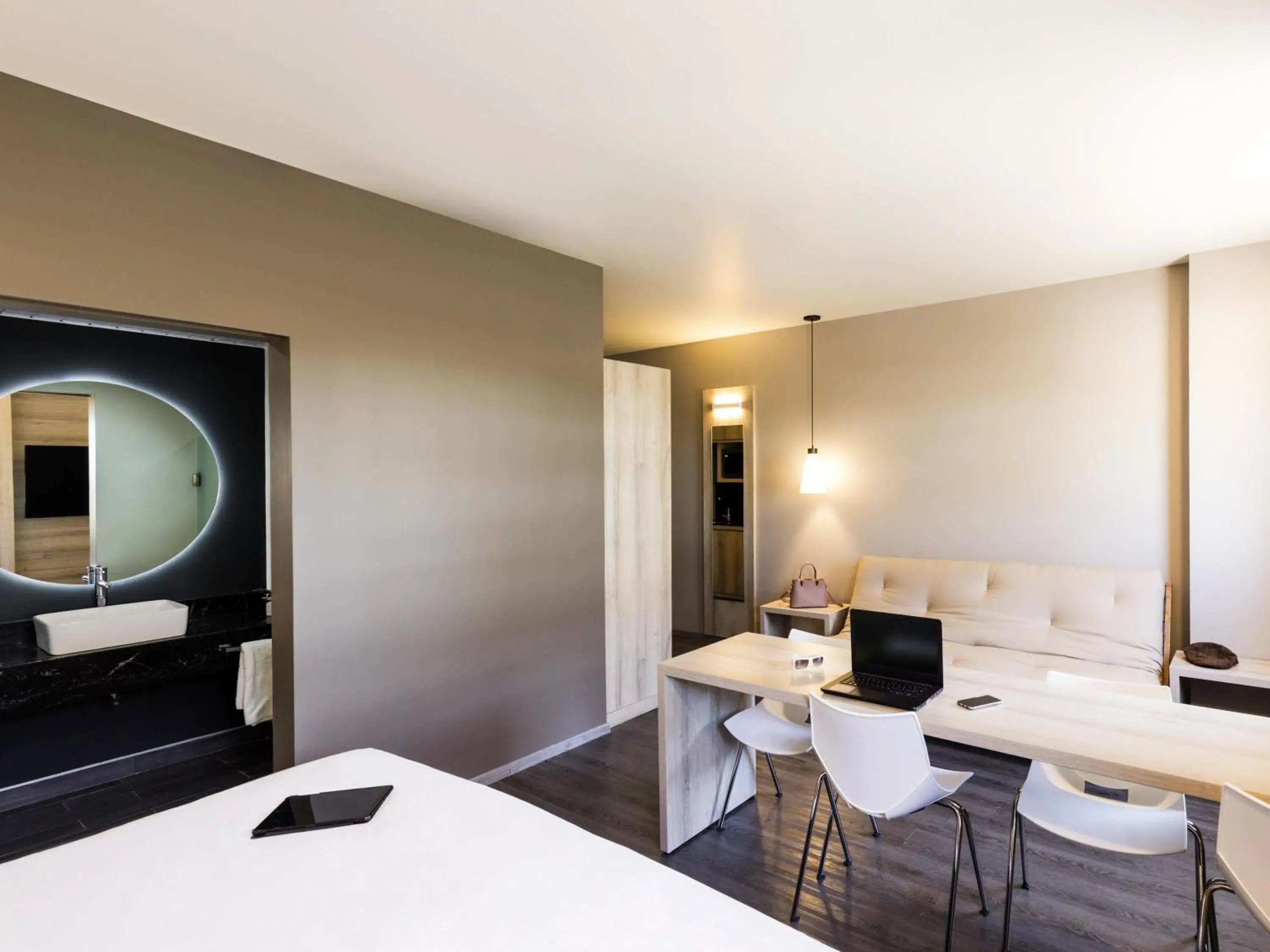 Bedroom, Bed in Ibis Torreon Bedroom, Bed in Ibis Torreon