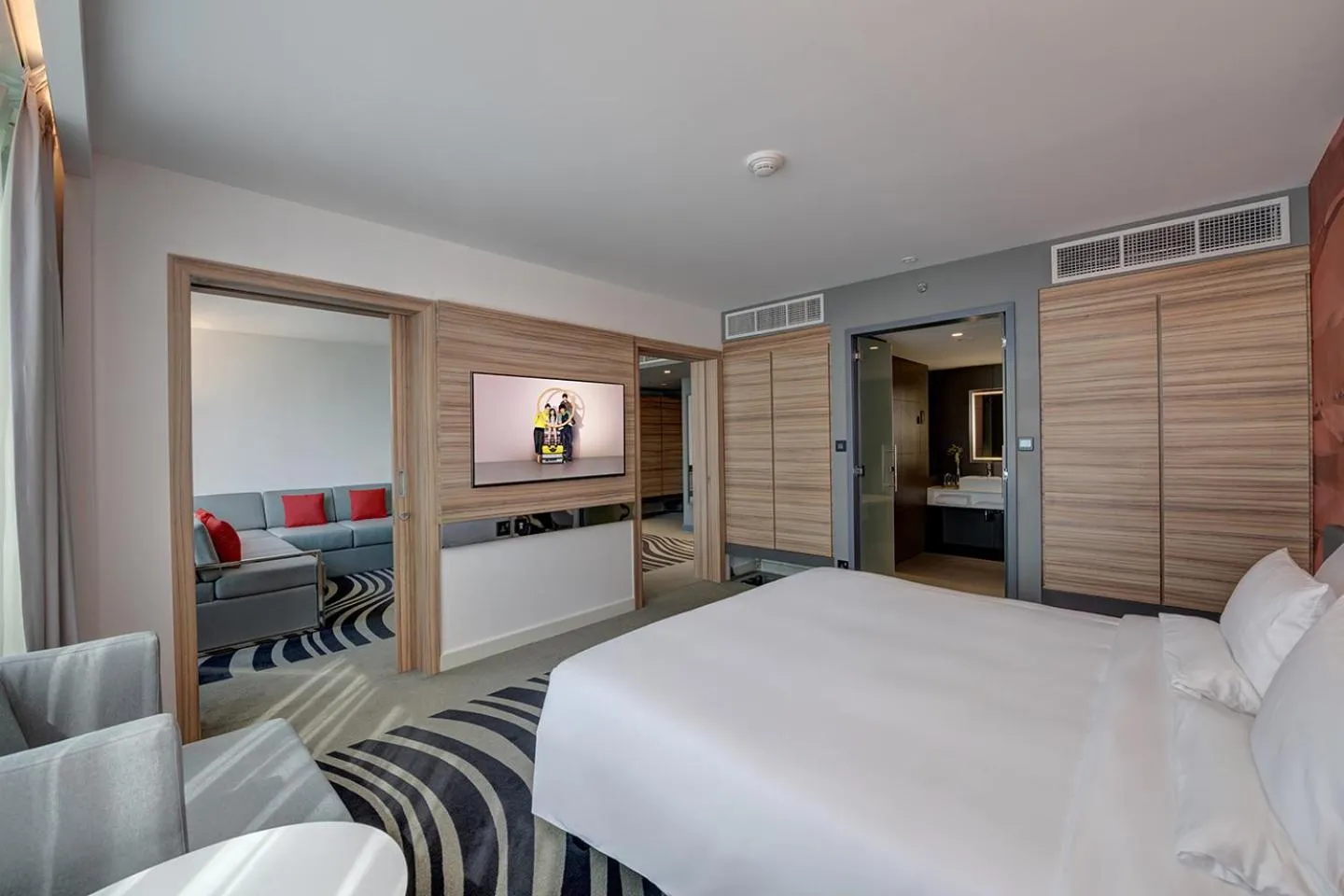 Bed in Novotel Sharjah Expo Centre