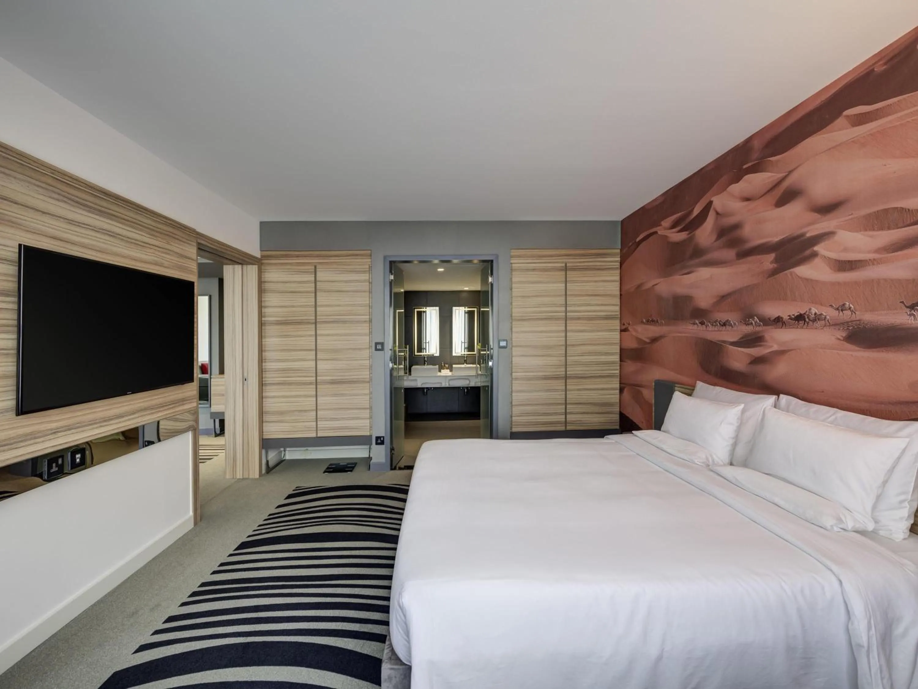 Bedroom, Bed in Novotel Sharjah Expo Centre