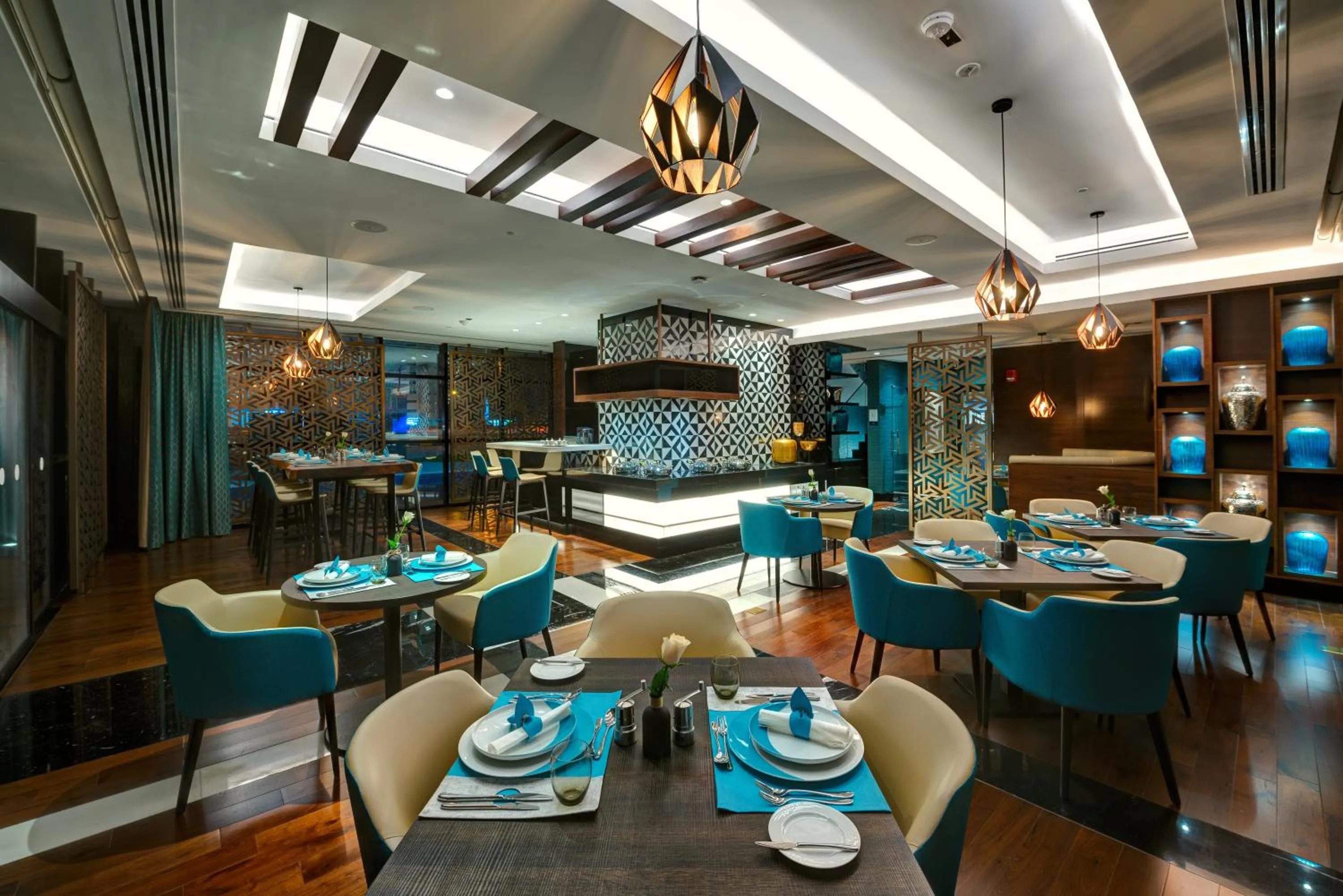 Restaurant/places to eat in Novotel Sharjah Expo Centre