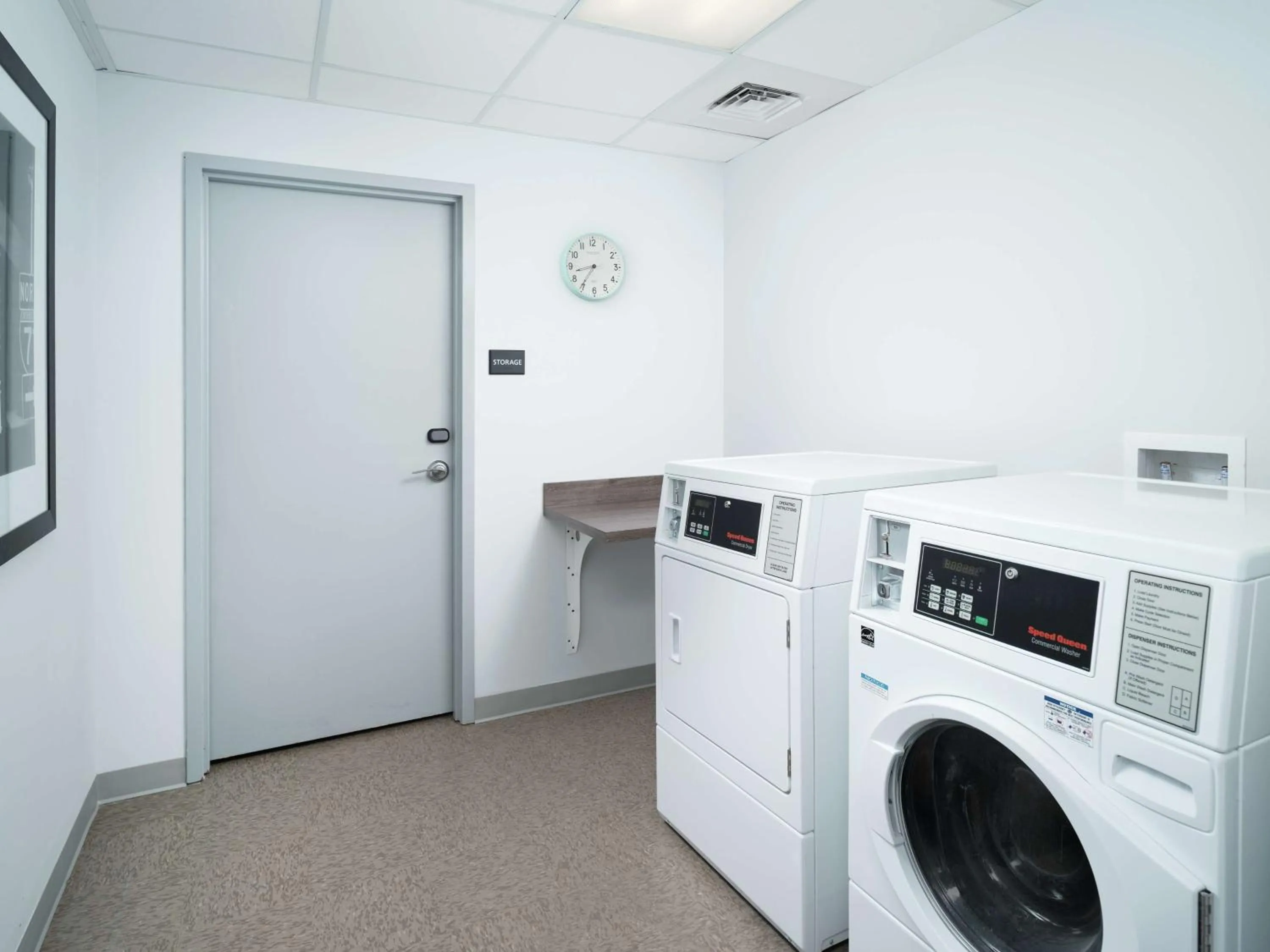 Property building in Hampton Inn & Suites Atlanta Decatur/Emory