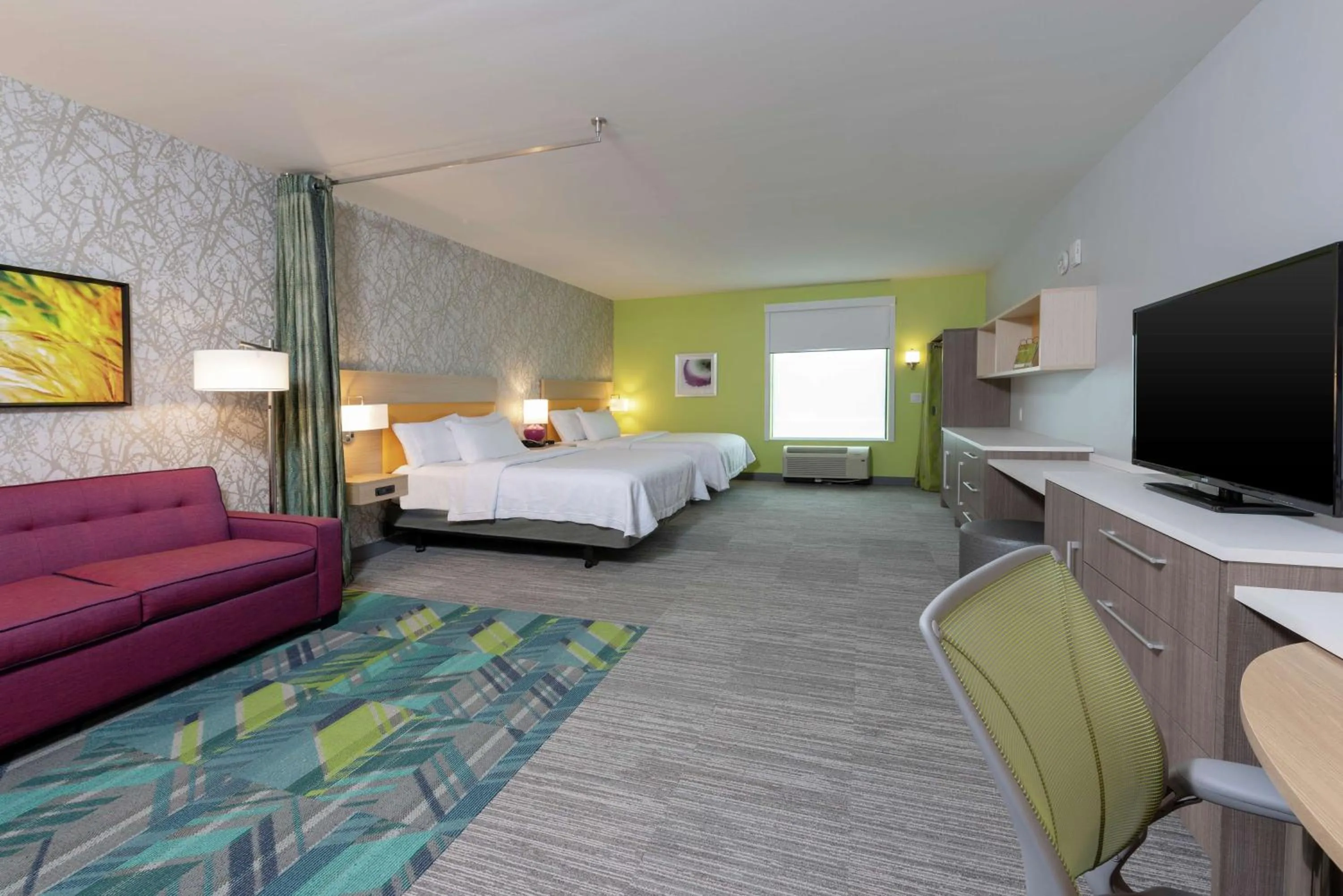 Bedroom, Bed in Home2 Suites By Hilton Indianapolis Airport