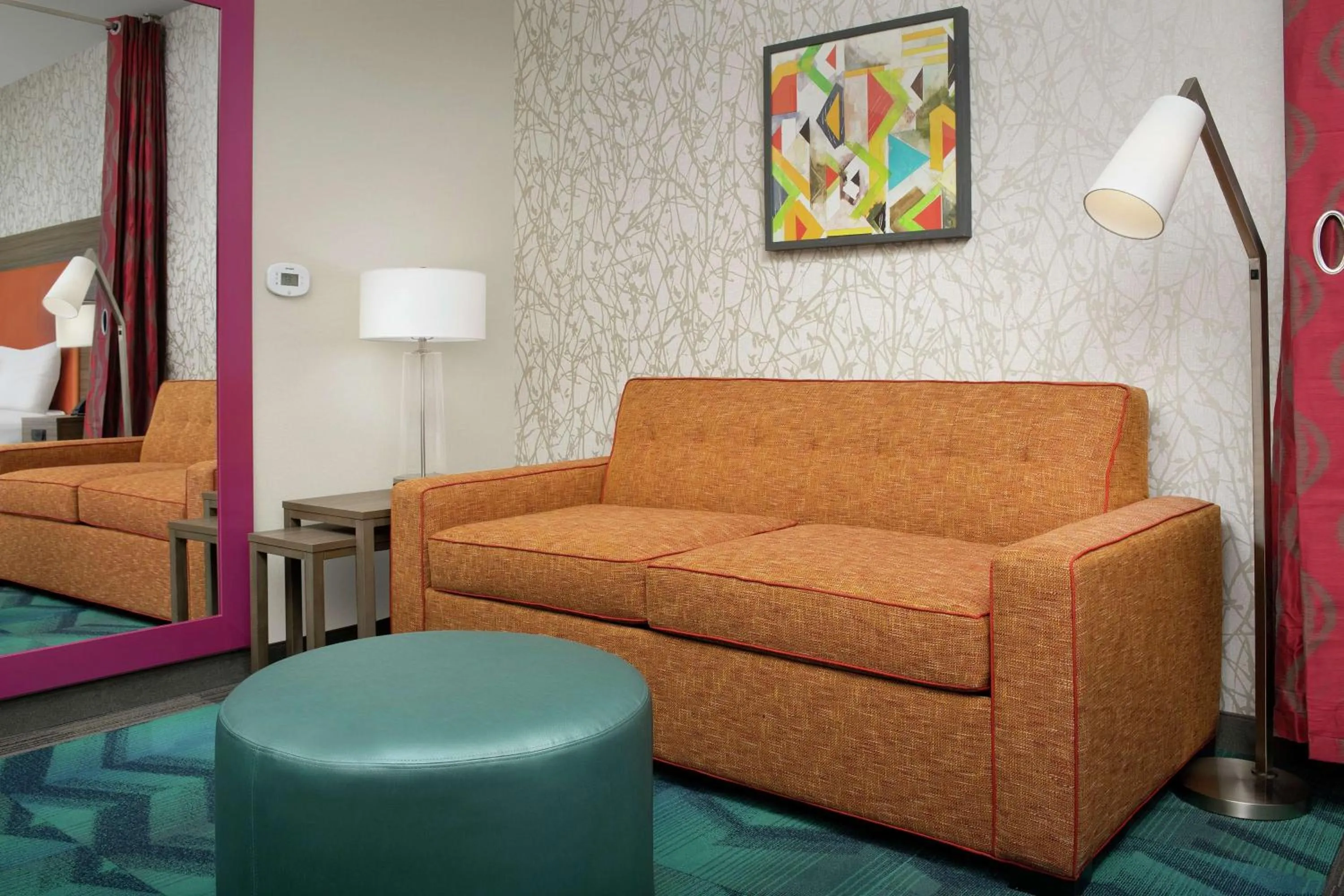 Living room in Home2 Suites by Hilton Lakeland South Polk Parkway