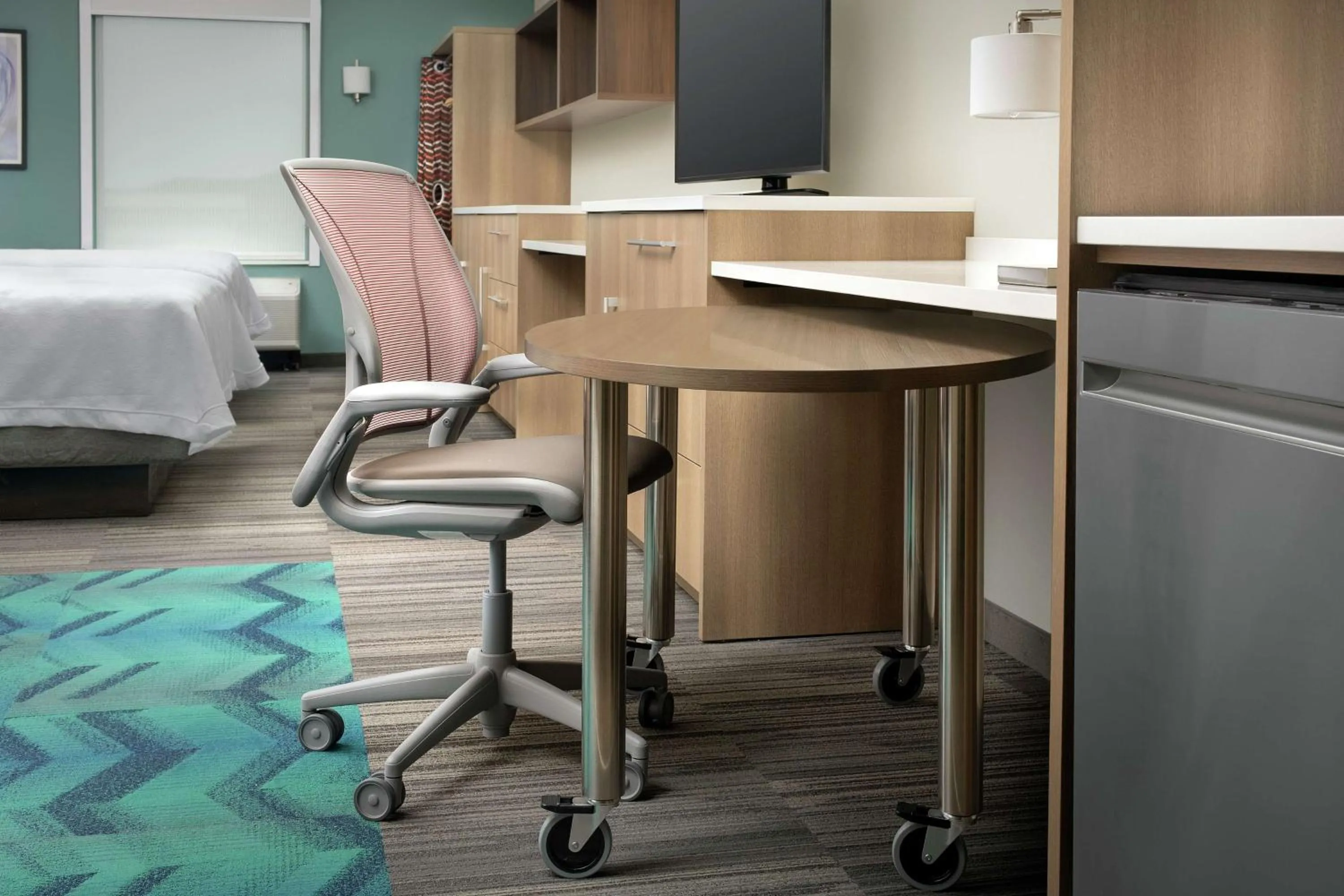 Bedroom in Home2 Suites by Hilton Lakeland South Polk Parkway