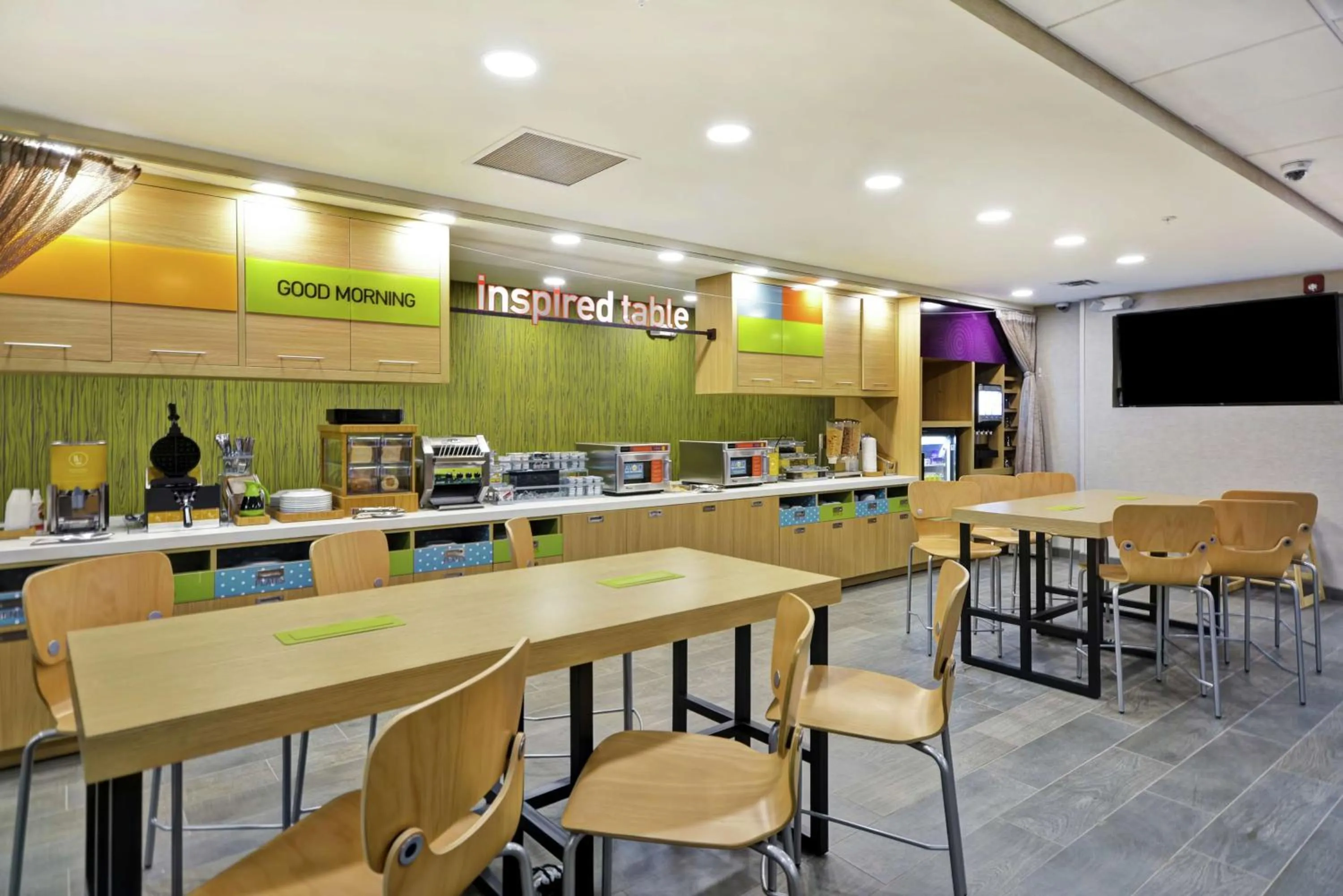 Breakfast in Home2 Suites By Hilton Warner Robins