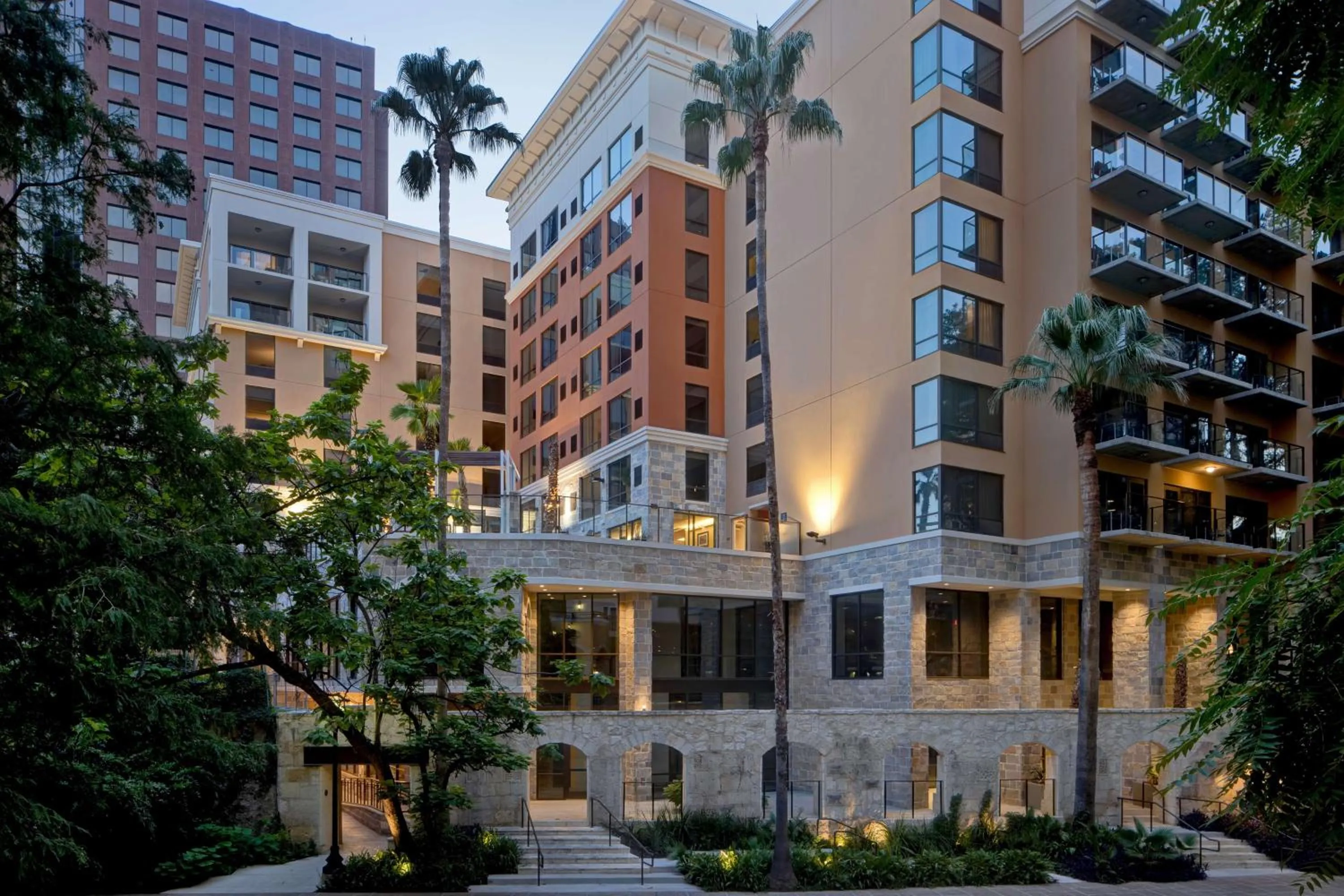 Property building in Hampton Inn & Suites San Antonio Riverwalk