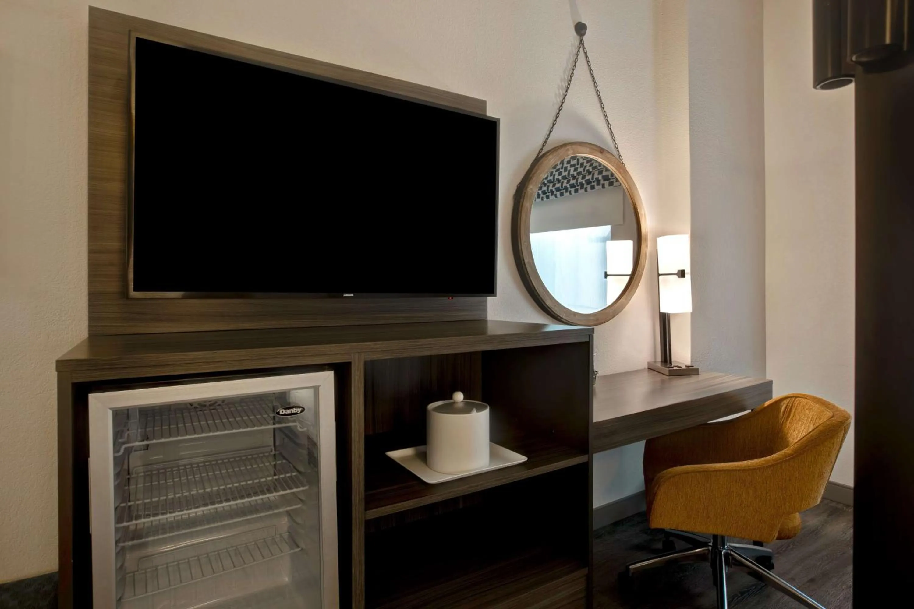 Bedroom in Hampton Inn & Suites San Antonio Riverwalk