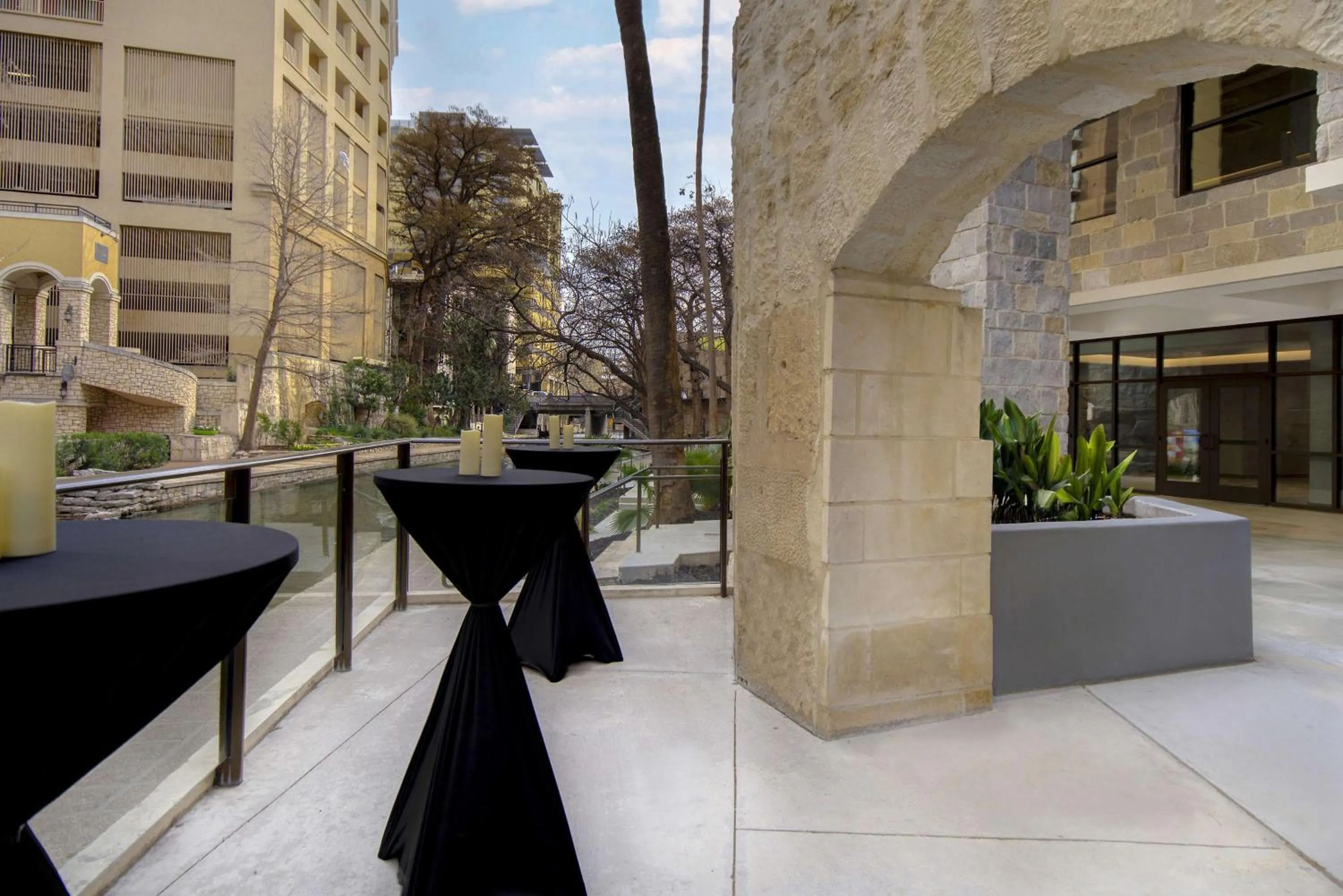 Meeting/conference room in Hampton Inn & Suites San Antonio Riverwalk