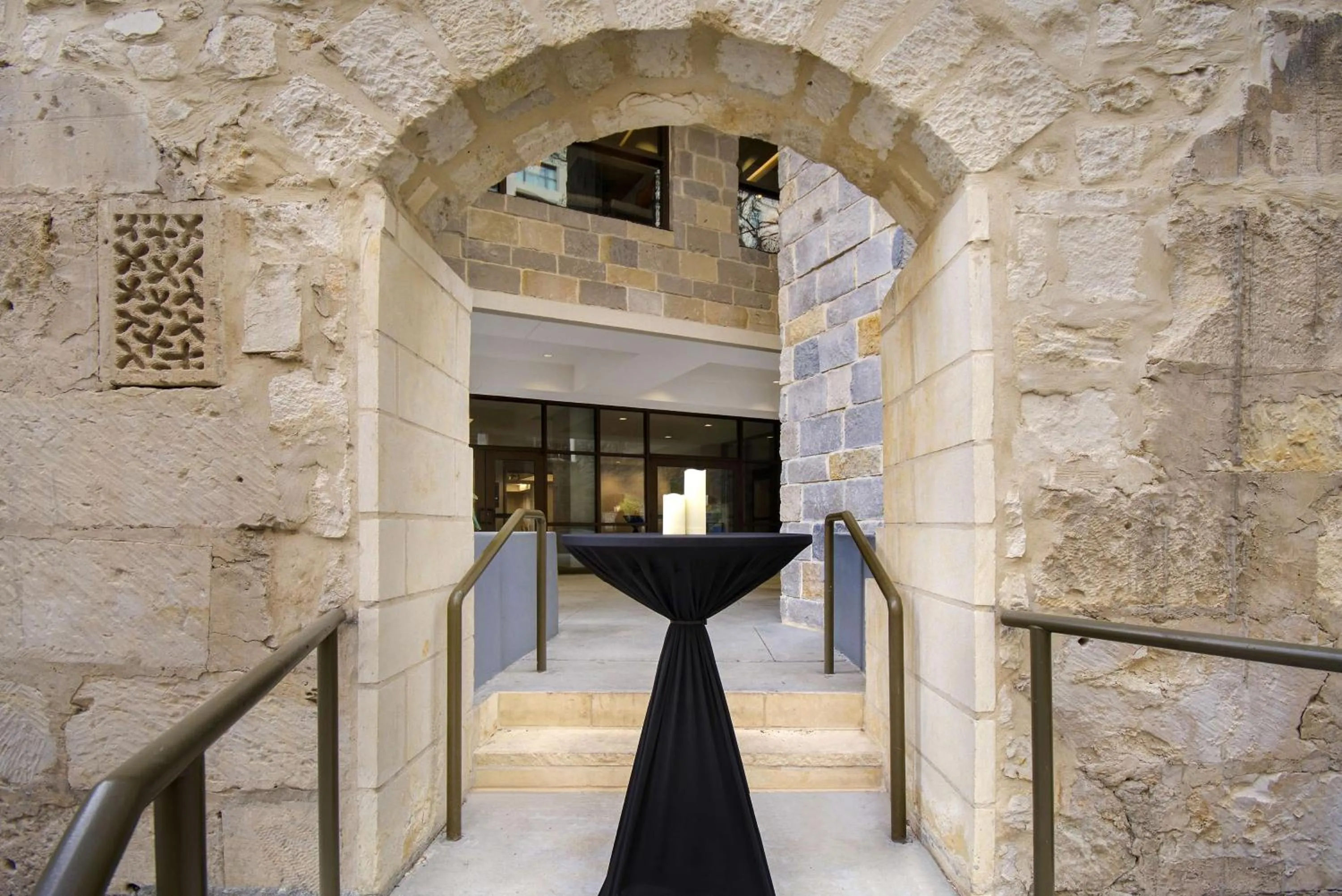 Meeting/conference room in Hampton Inn & Suites San Antonio Riverwalk