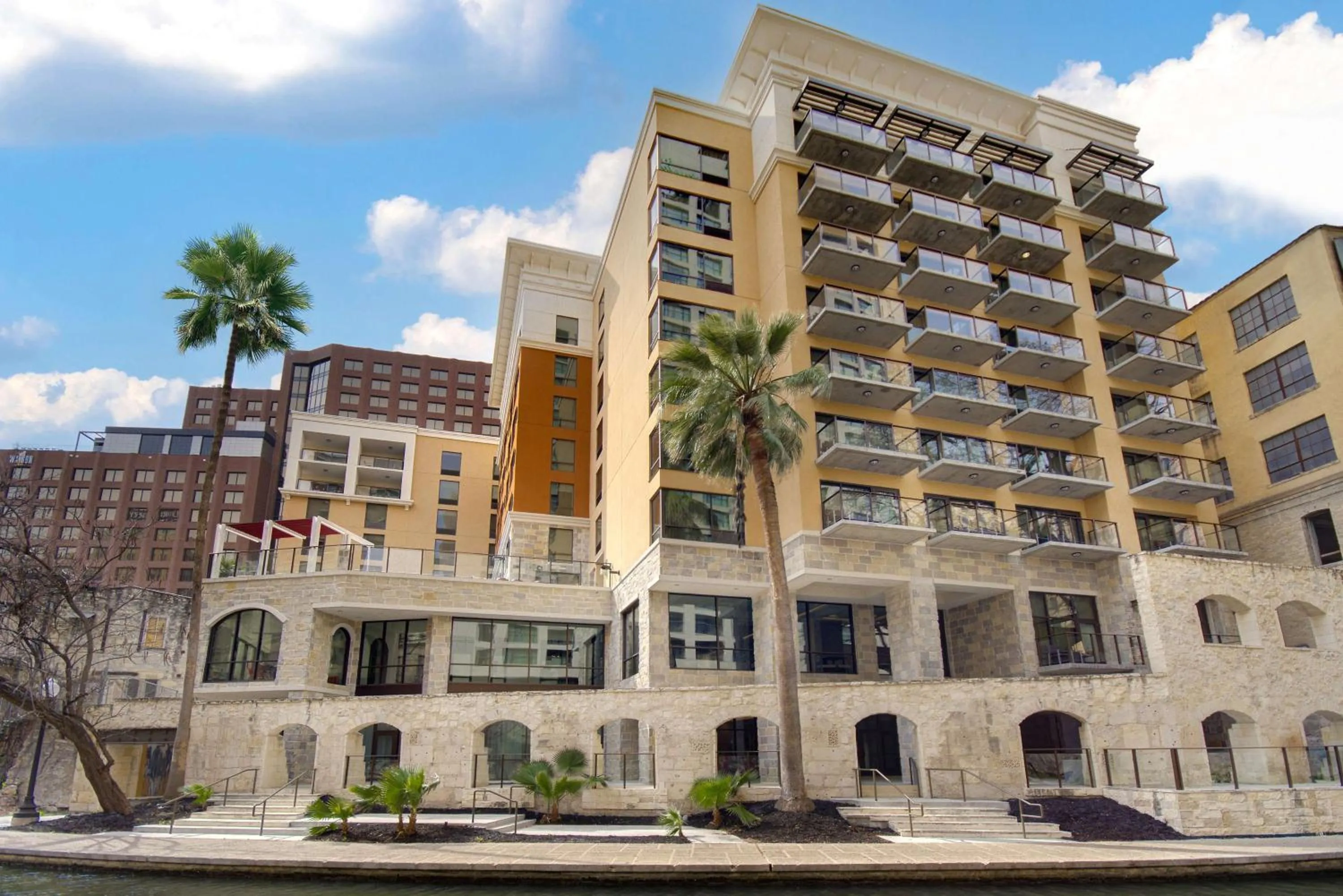 Property building in Hampton Inn & Suites San Antonio Riverwalk