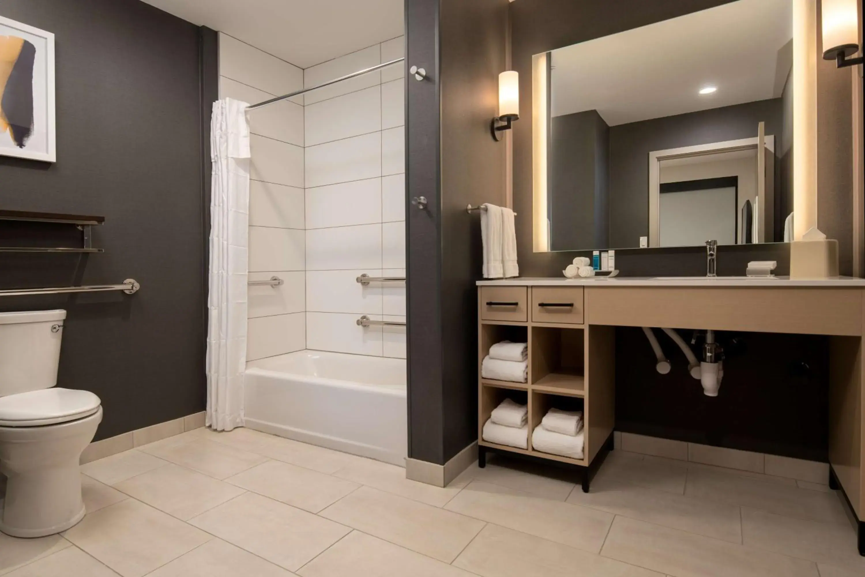 Shower in Homewood Suites By Hilton Belmont Shower in Homewood Suites By Hilton Belmont