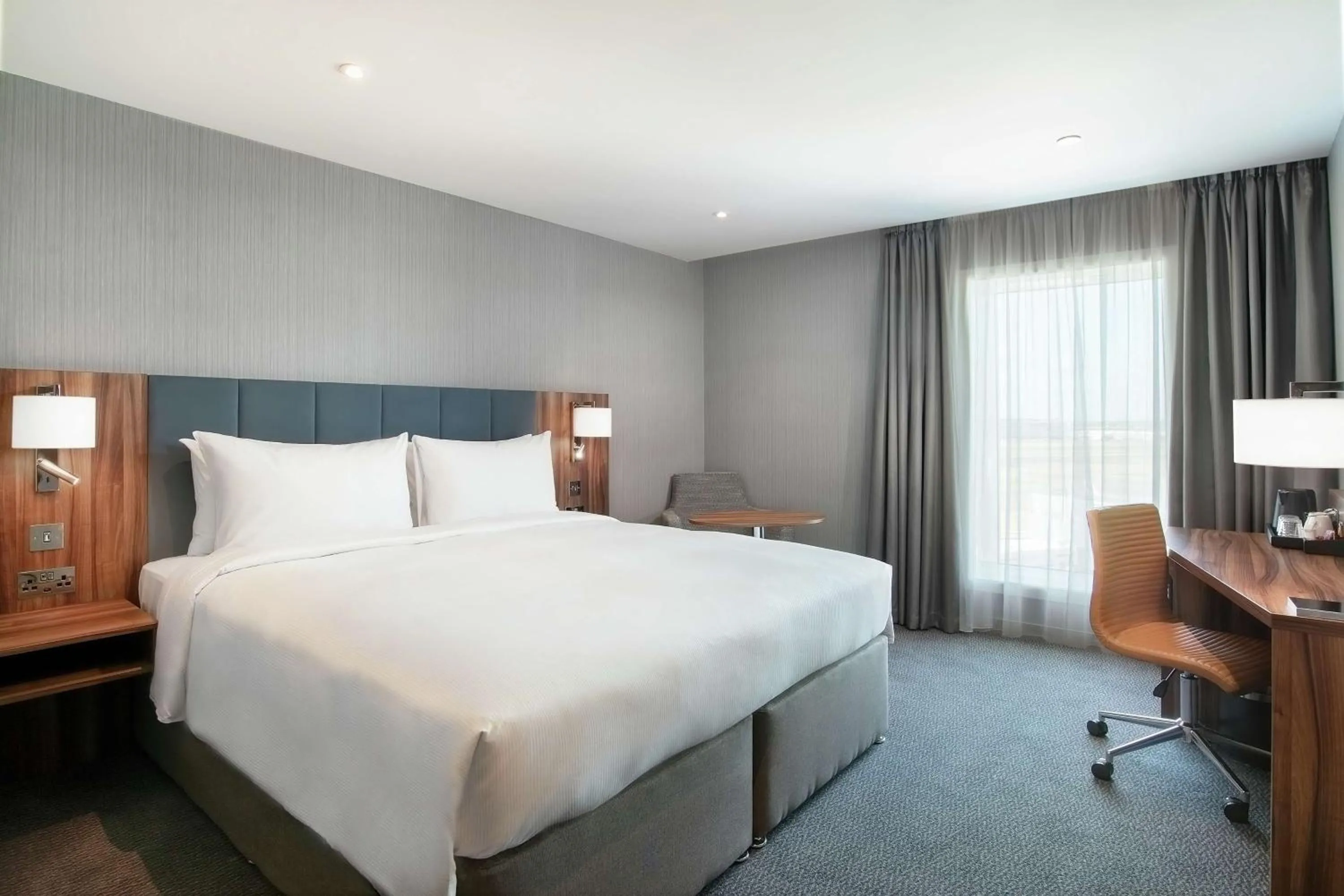 Bed in Hilton Garden Inn London Heathrow Terminal 2 and 3