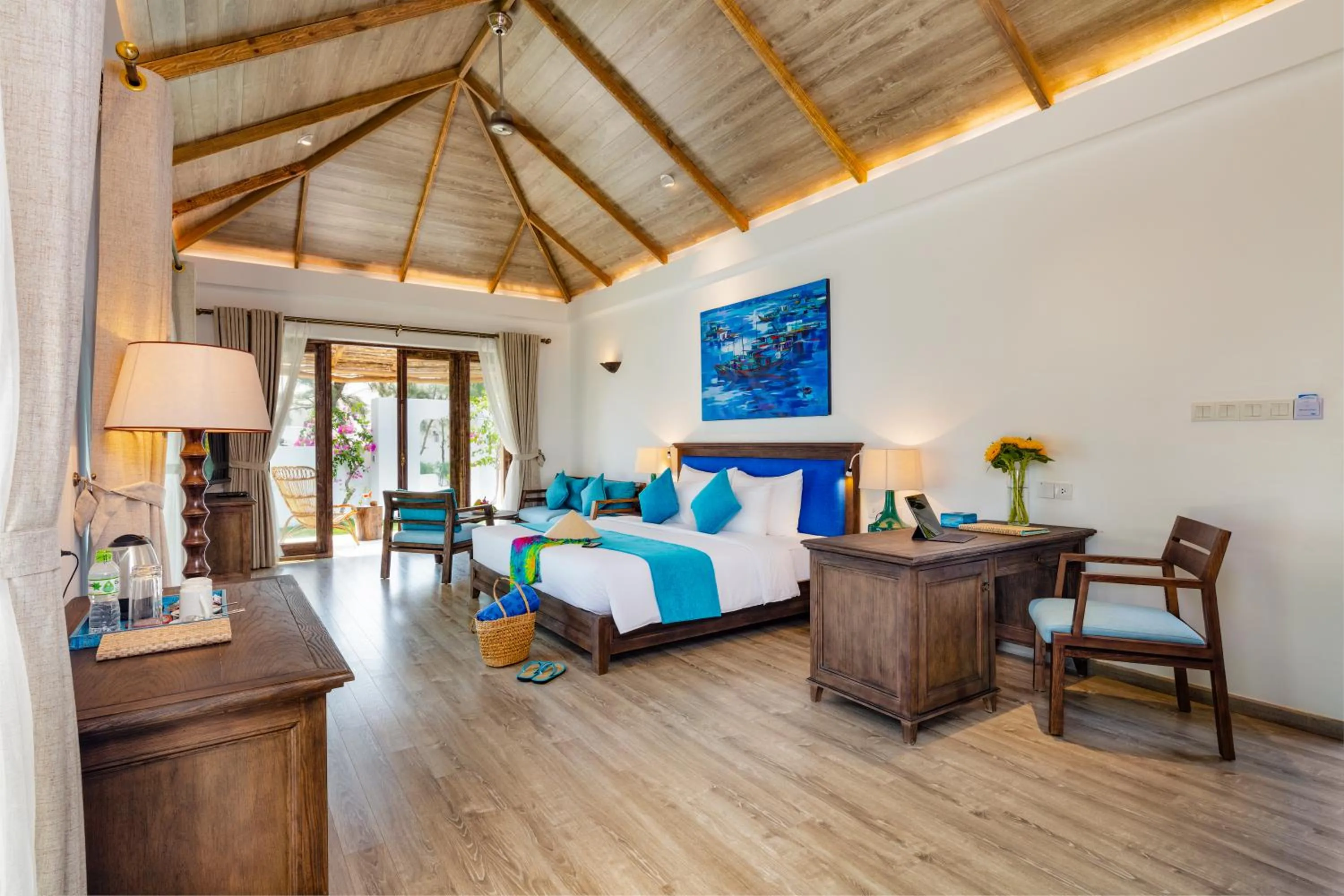 Photo of the whole room, Bed in Stelia Beach Resort