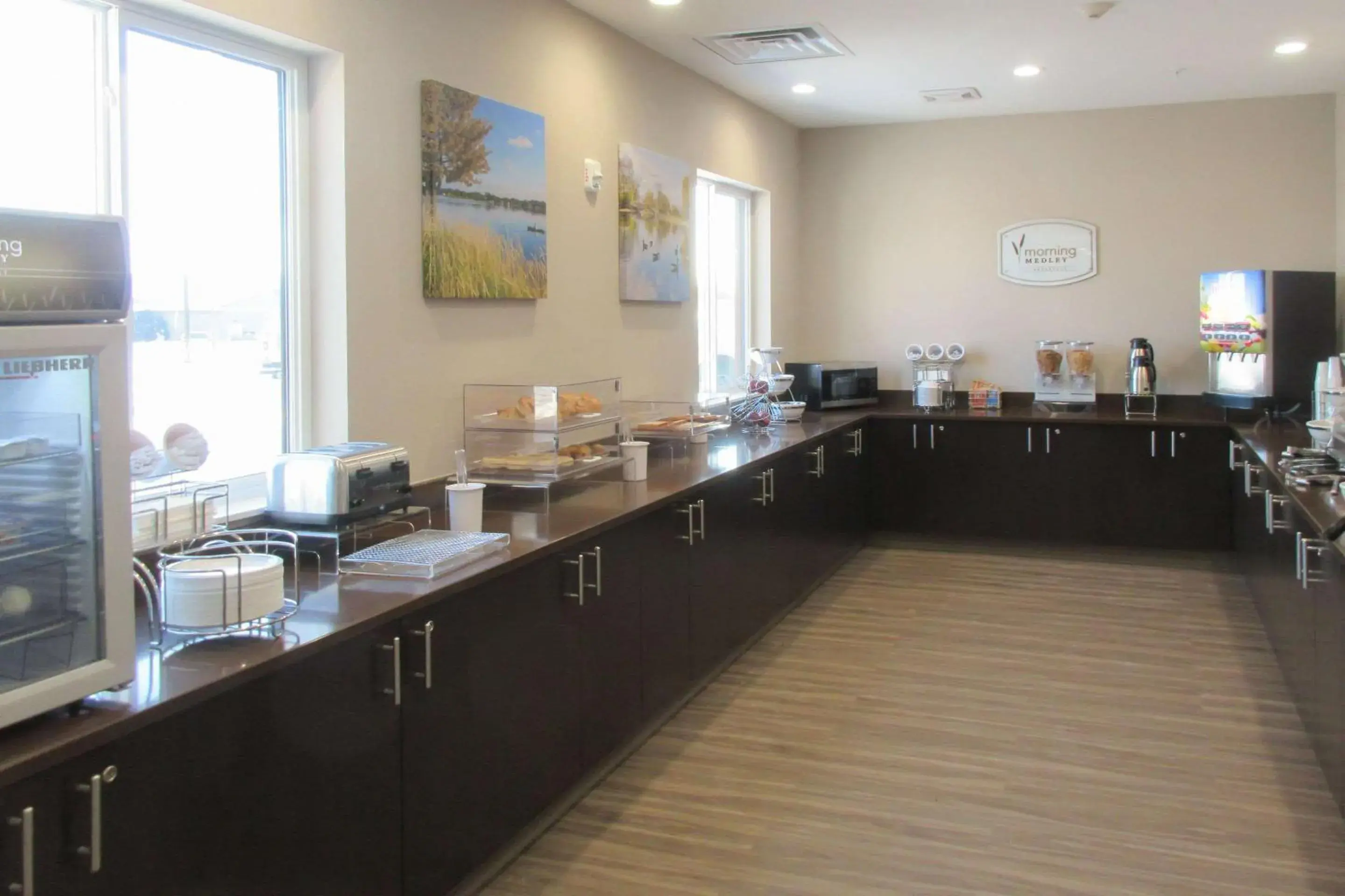 Restaurant/places to eat in Sleep Inn & Suites Oregon - Madison Restaurant/places to eat in Sleep Inn & Suites Oregon - Madison