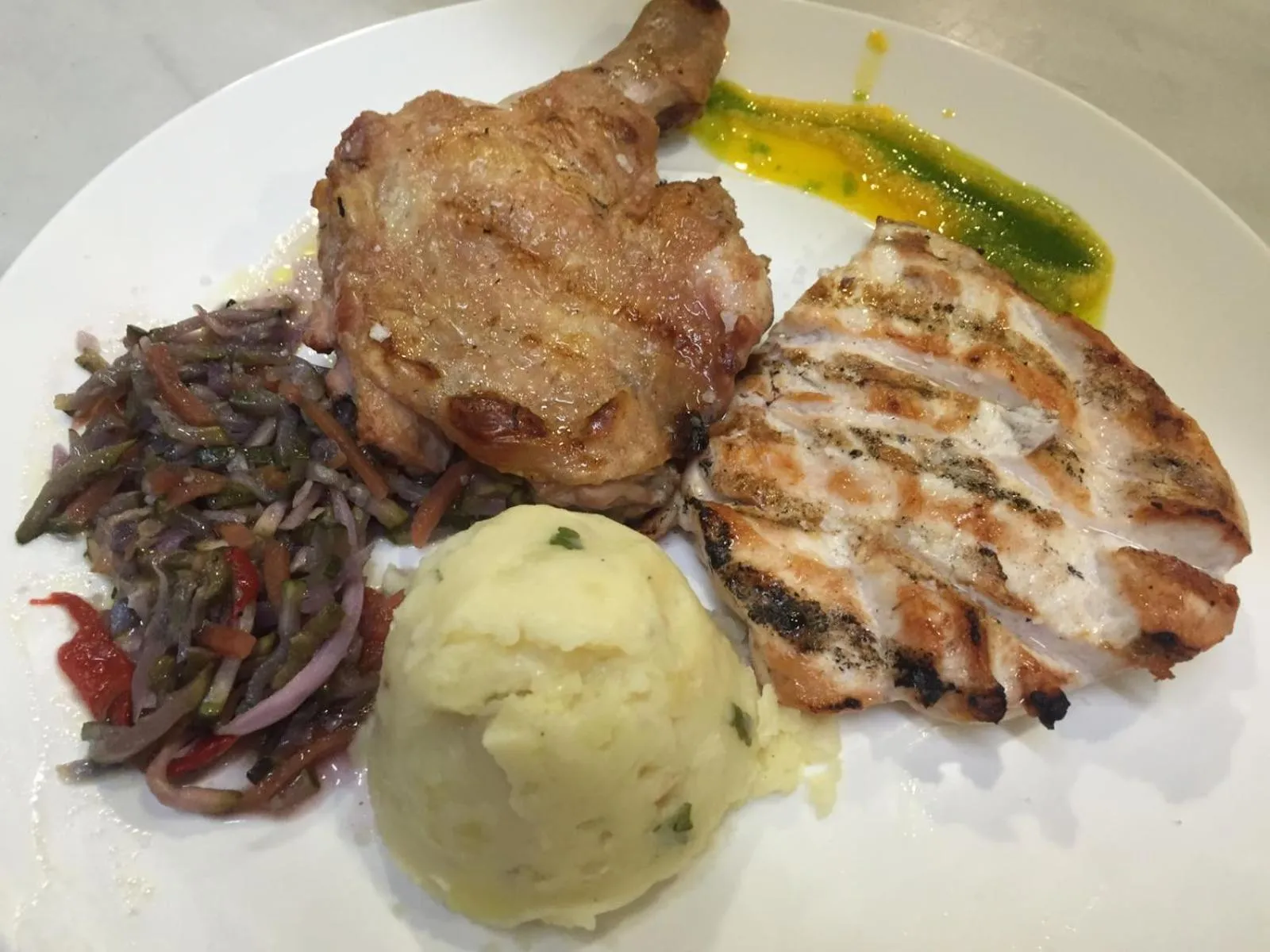 Food in Albenzaire Hotel Asador