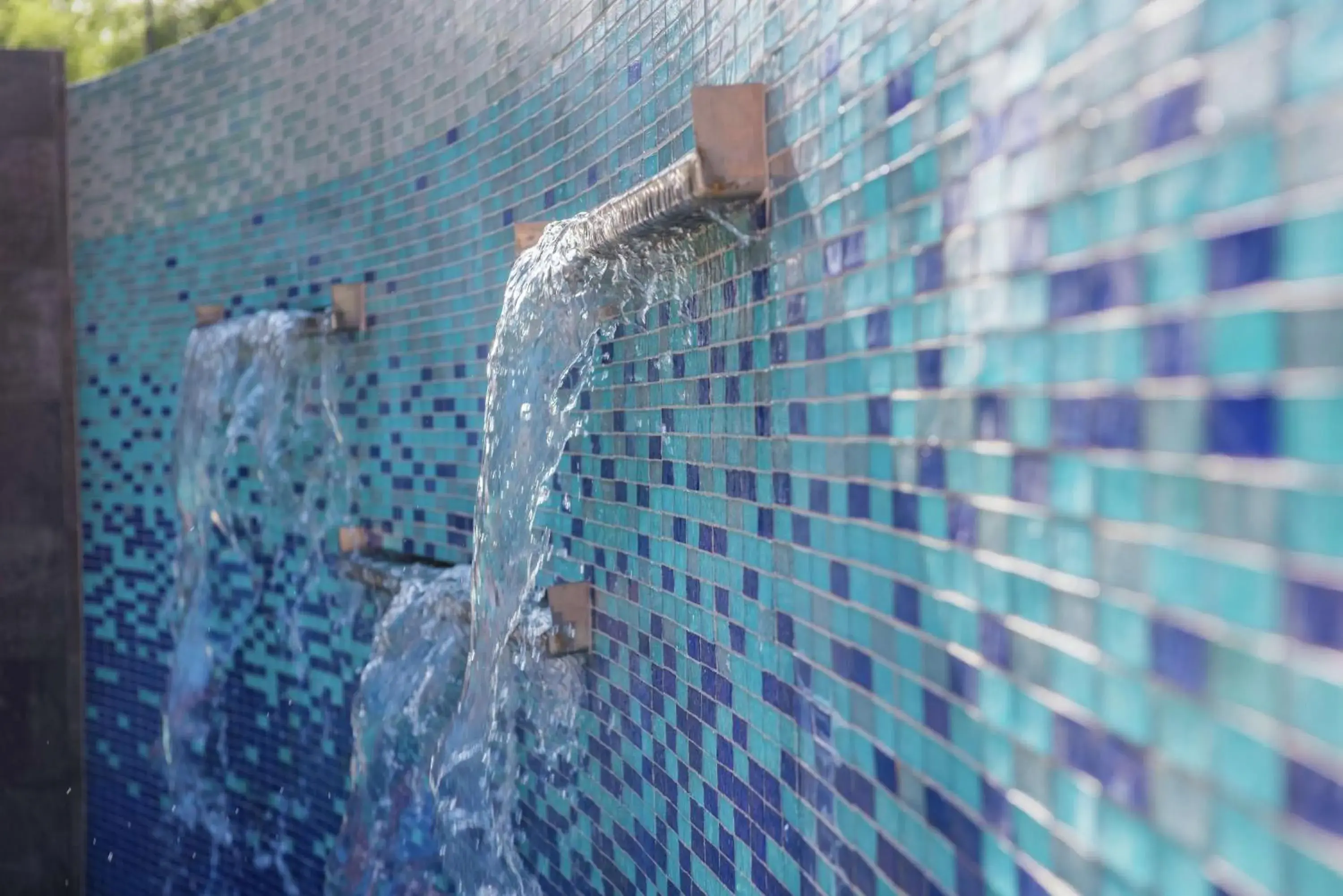 Pool view in Hilton Garden Inn Scottsdale Old Town Pool view in Hilton Garden Inn Scottsdale Old Town