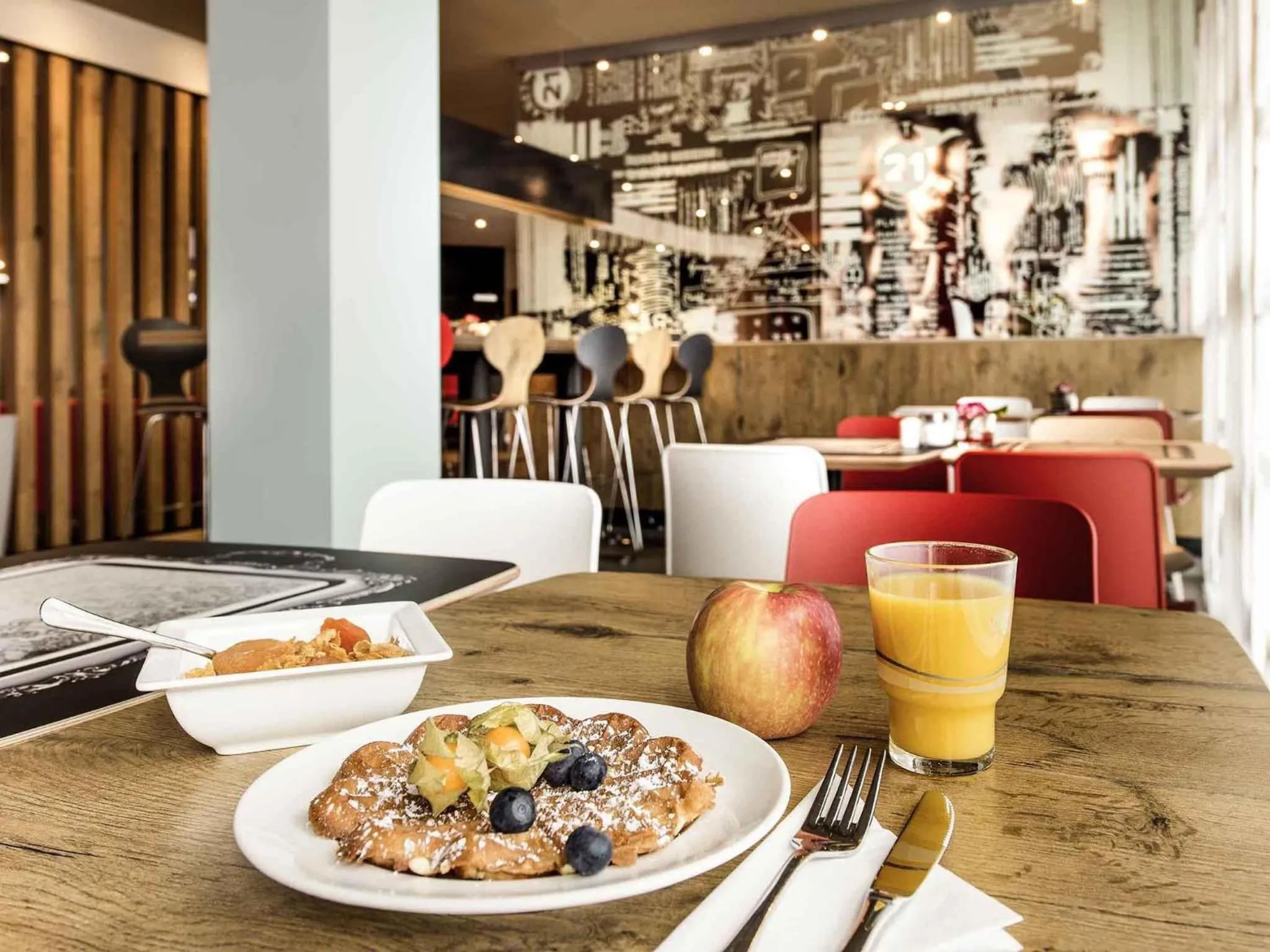 Breakfast in ibis Nürnberg City am Plärrer