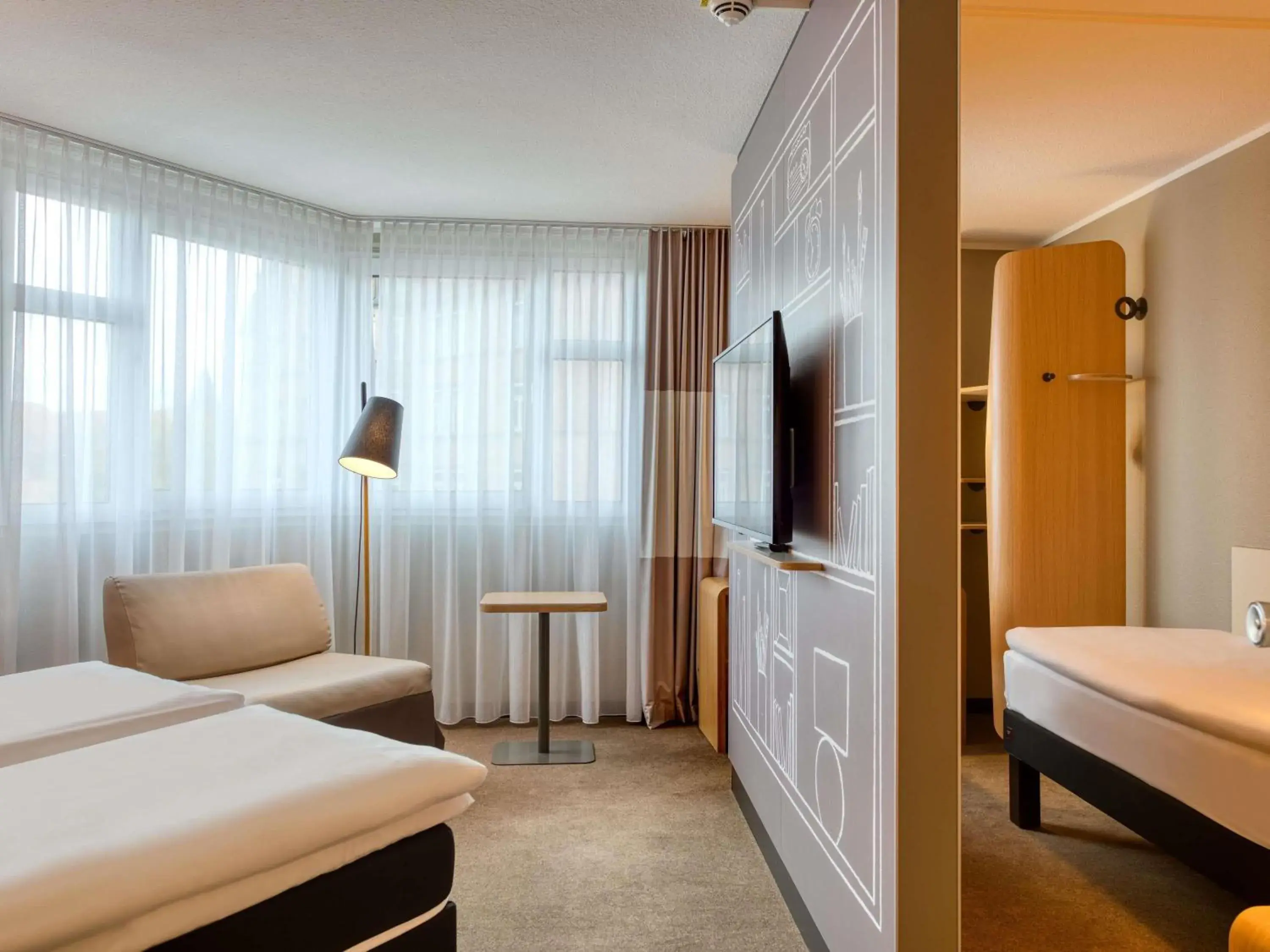 Bedroom, Bed in ibis Nürnberg City am Plärrer Bedroom, Bed in ibis Nürnberg City am Plärrer