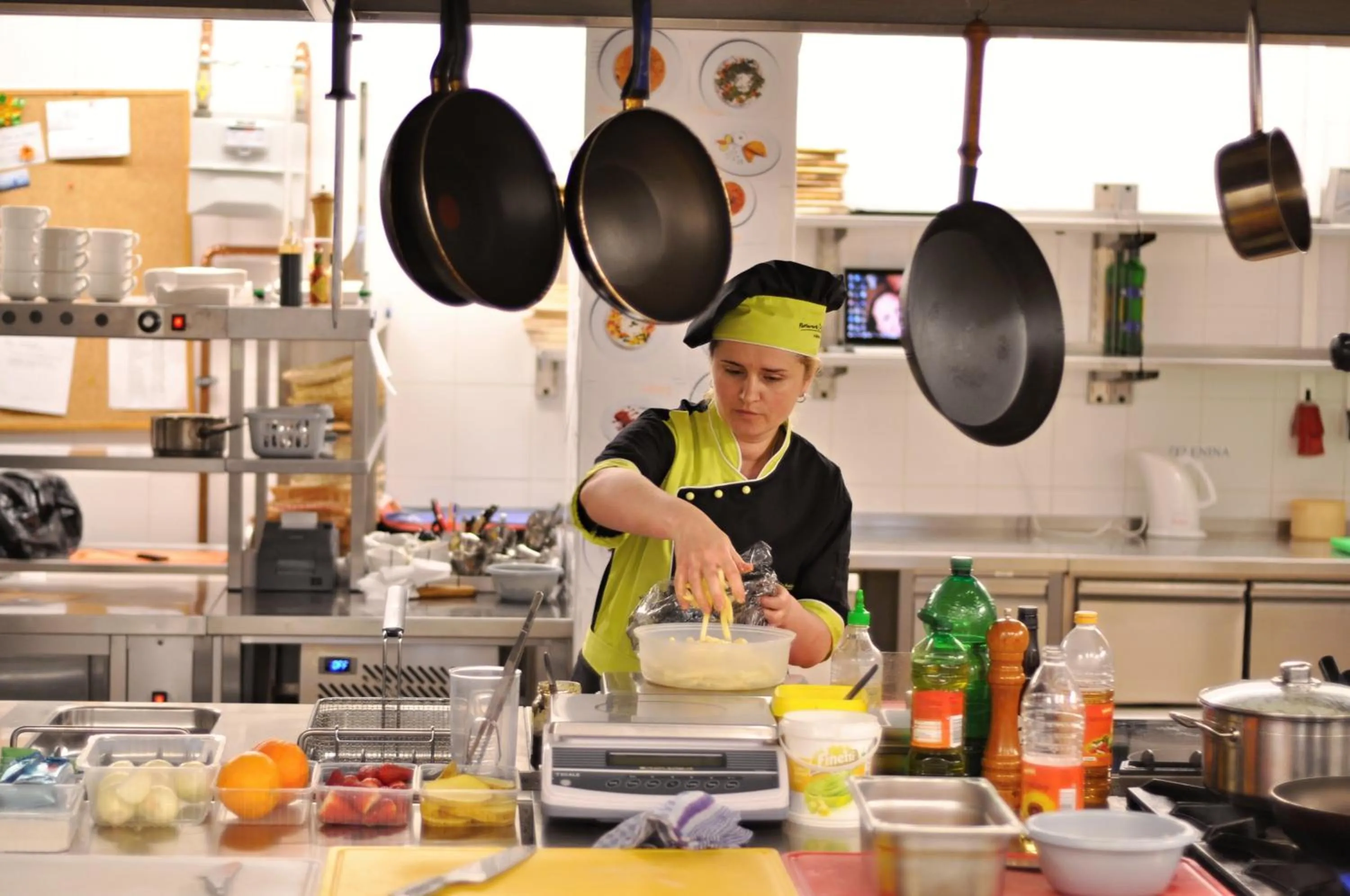 Staff in Hotel Arena