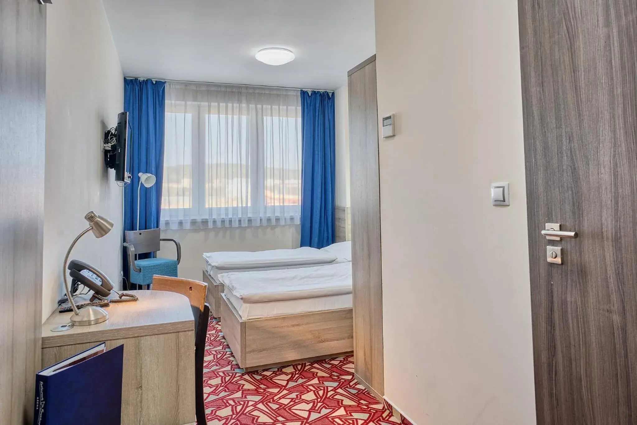 Standard Twin Room in Hotel Arena Standard Twin Room in Hotel Arena