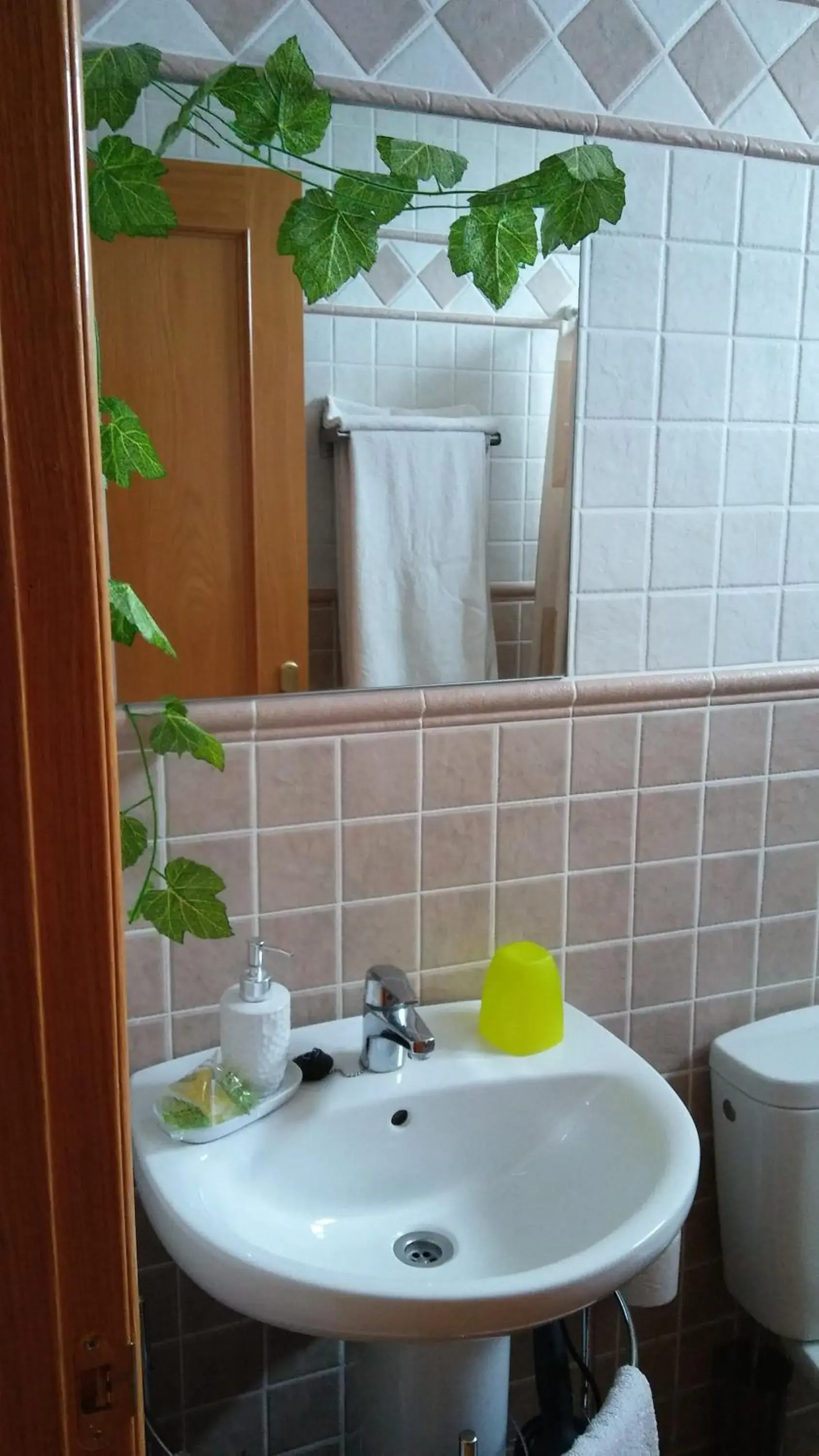 Triple Room in Hostal Sant Roc Triple Room in Hostal Sant Roc