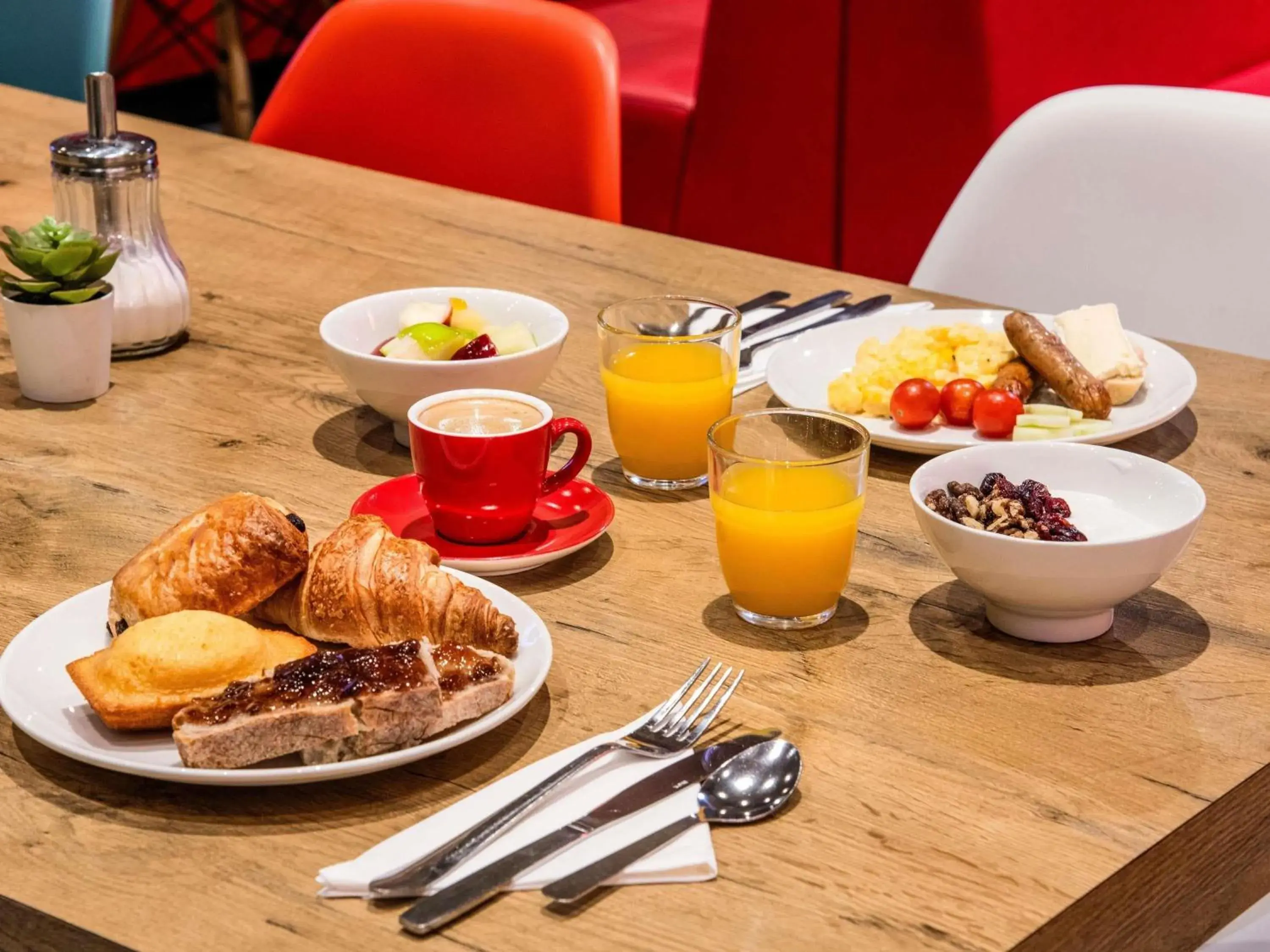 Breakfast in ibis Heidelberg Hauptbahnhof Breakfast in ibis Heidelberg Hauptbahnhof