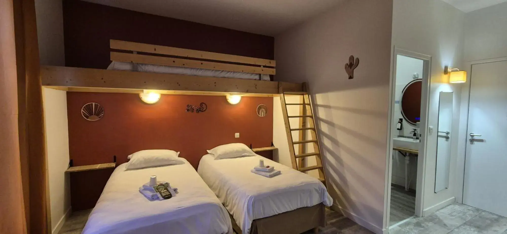 Triple Room in Domaine du Bocage Triple Room in Domaine du Bocage