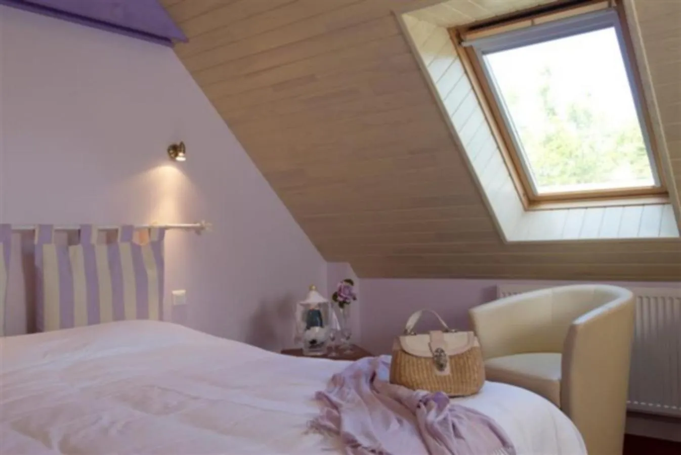 Bedroom, Bed in Logis Hotel Belle-Vue