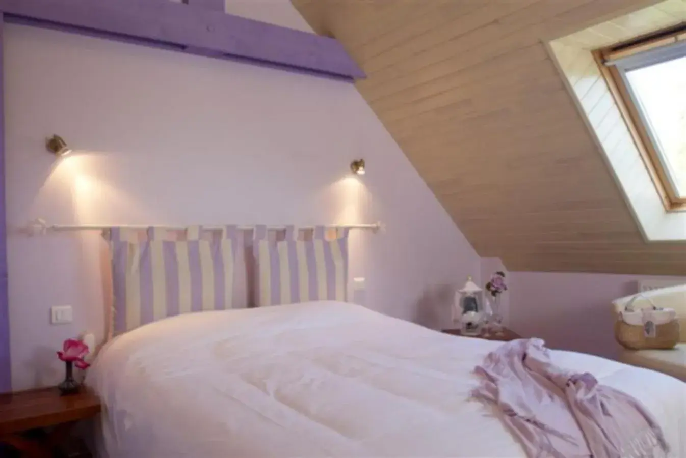 Bed in Logis Hotel Belle-Vue Bed in Logis Hotel Belle-Vue