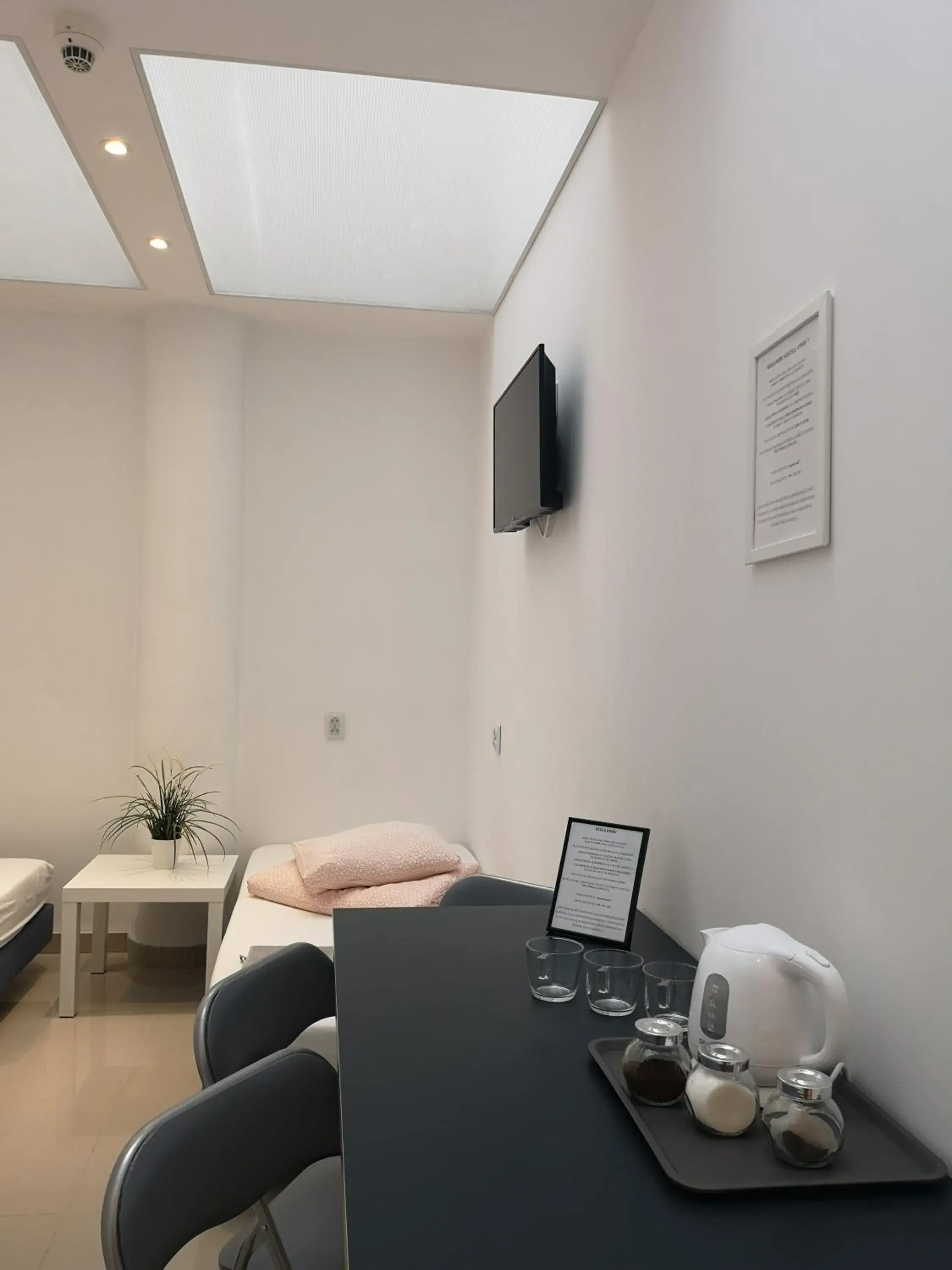 Suite - single occupancy in Hostel Kamienica Rynek 7 Suite - single occupancy in Hostel Kamienica Rynek 7