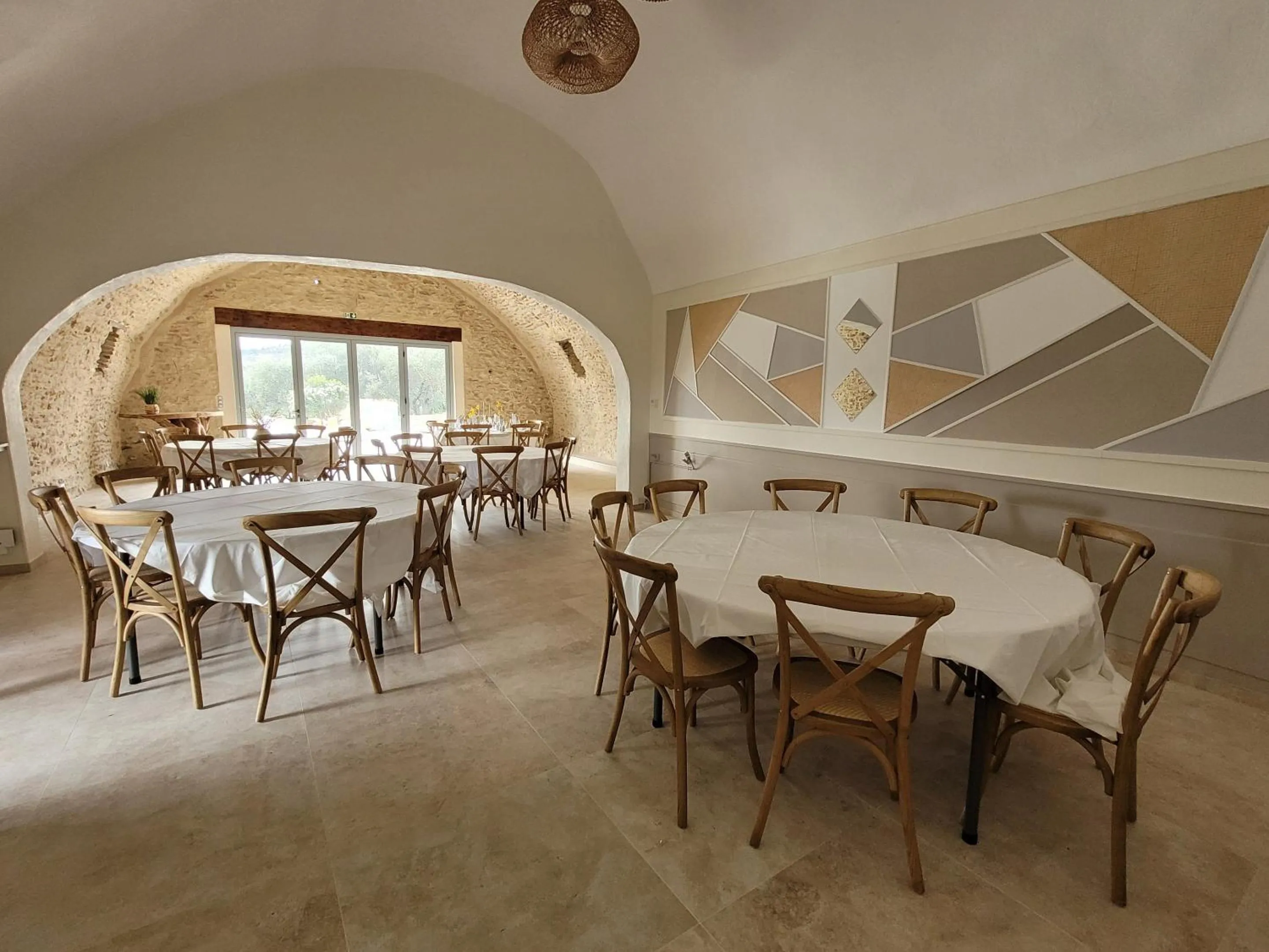 Dining area in Les Grandes Mollières
