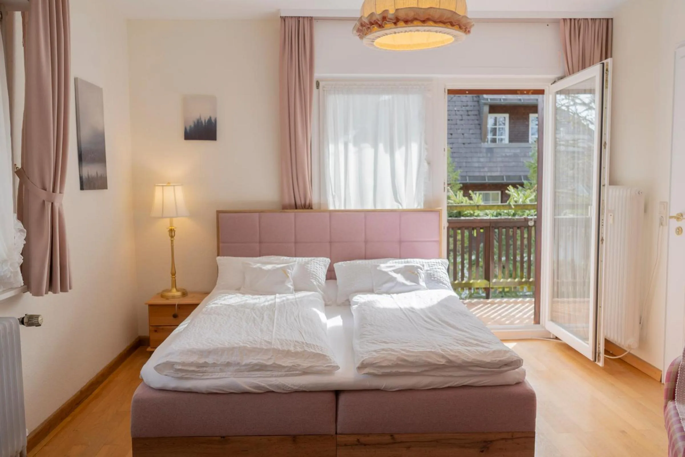 Living room, Bed in NATURION Hotel Hinterzarten