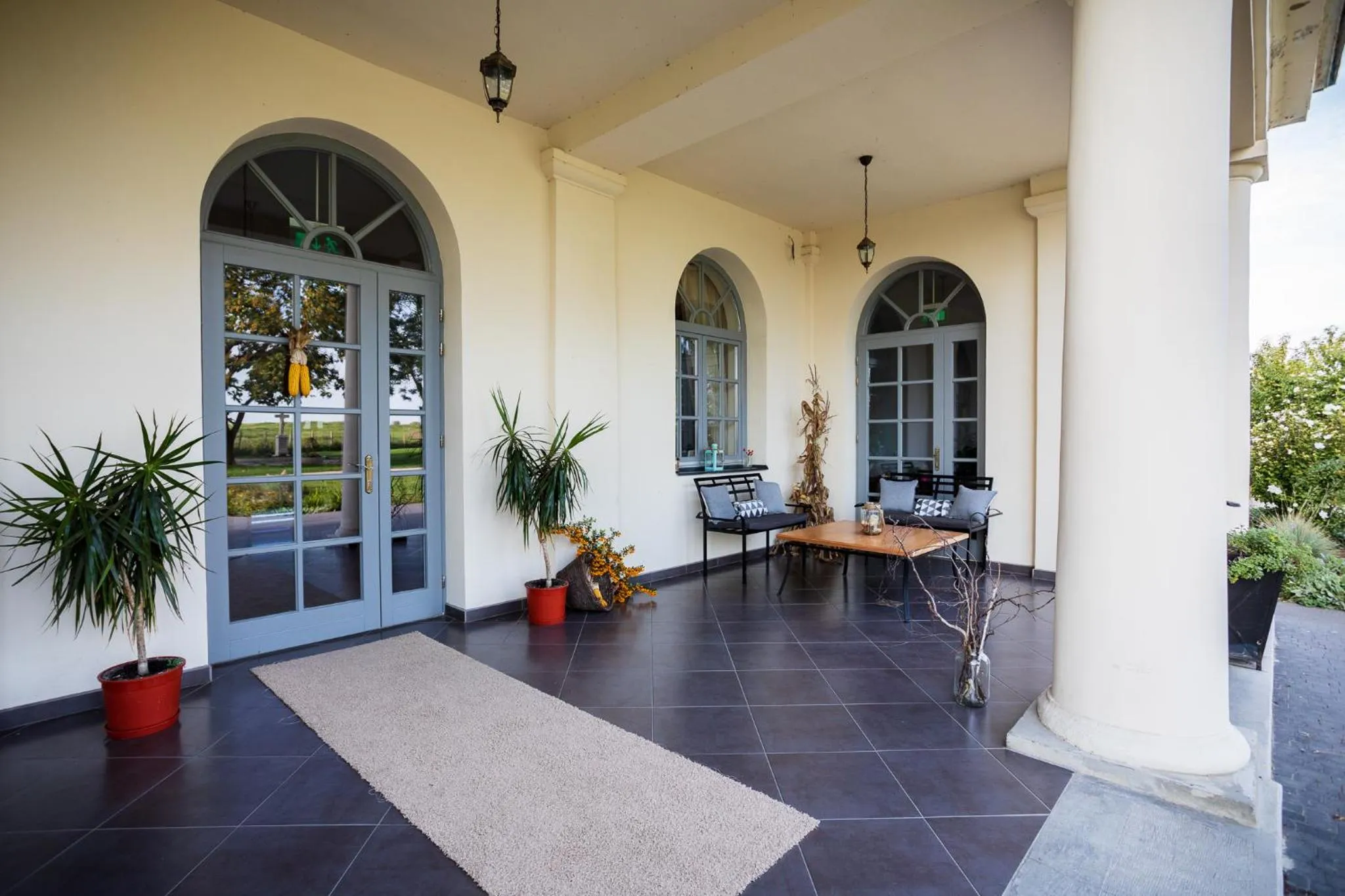 Facade/entrance in Tarnóca Kúria