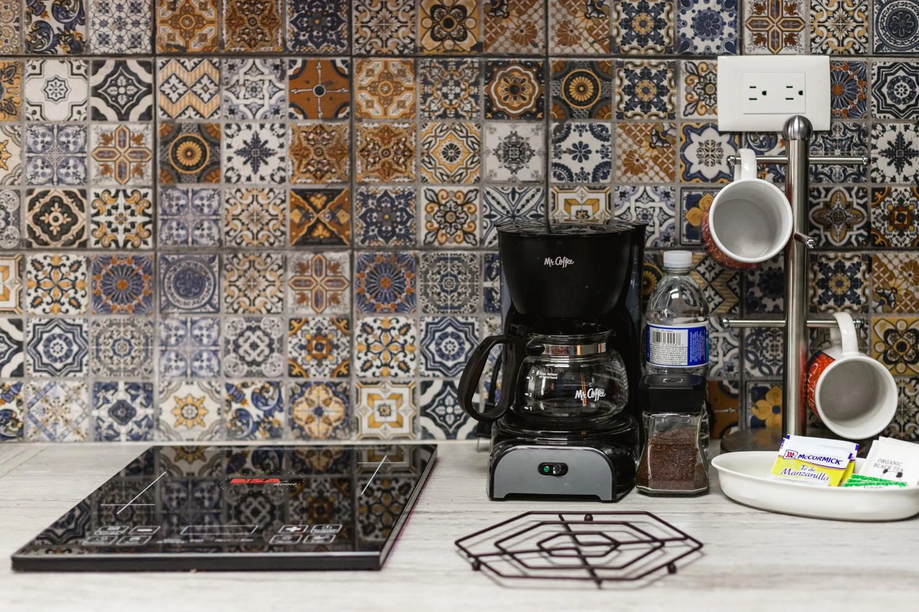 Kitchen or kitchenette in Suite Studio Serviced Apartments