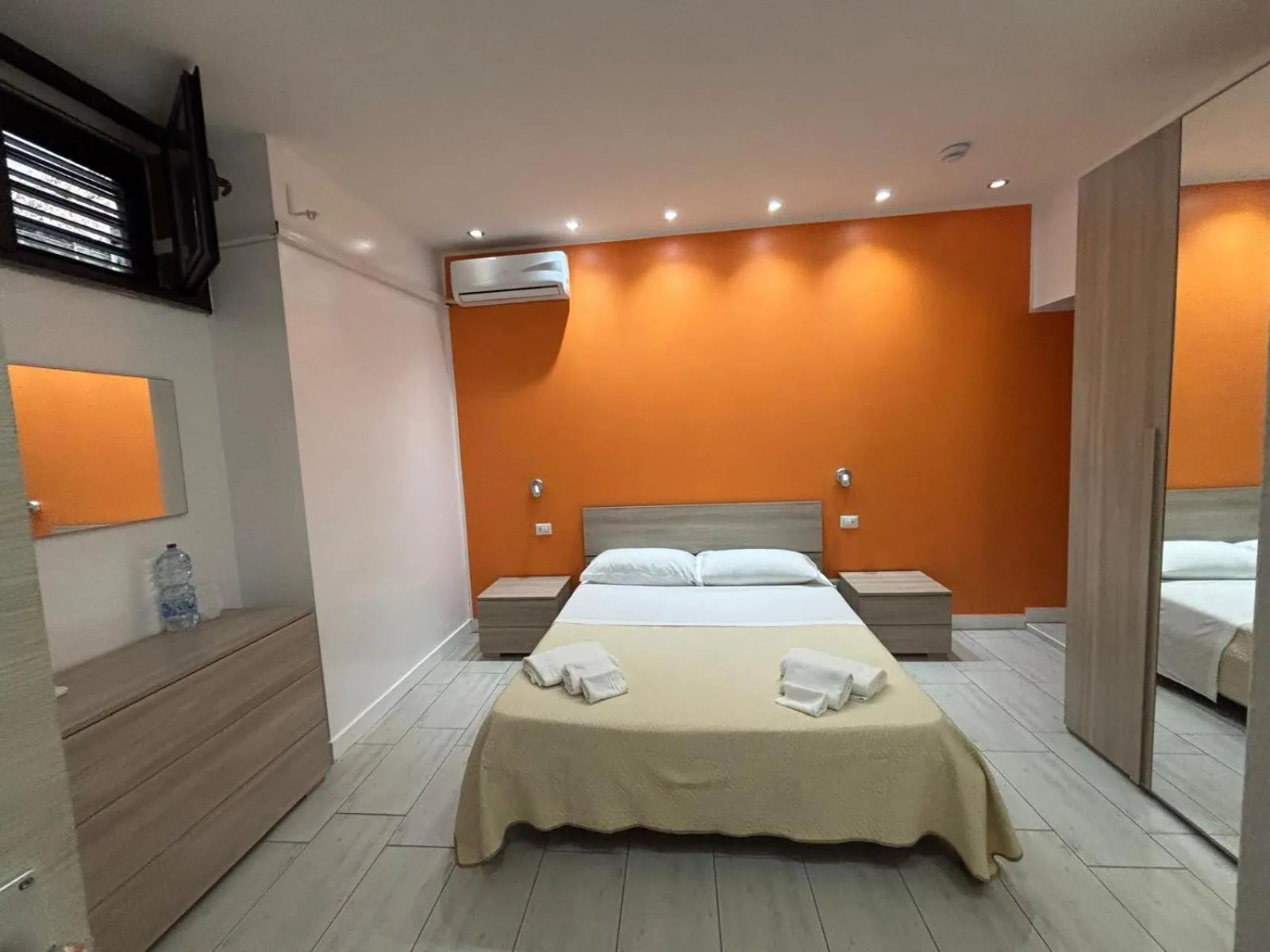 Bed in Primo Hotel