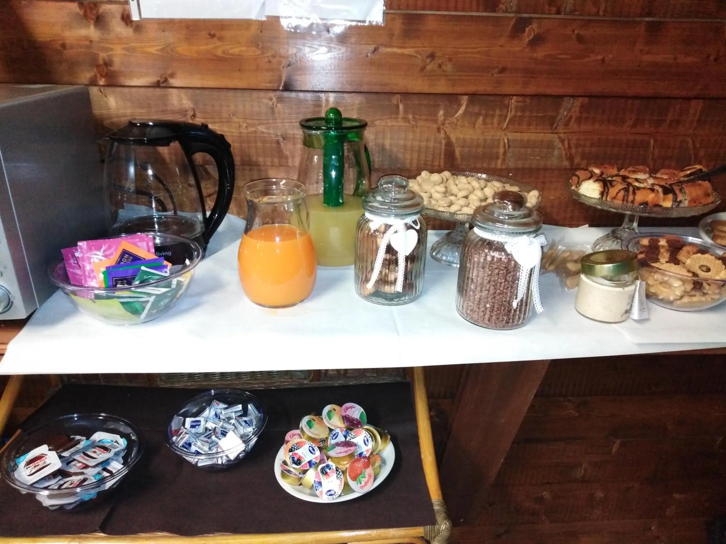 Food and drinks in Primo Hotel