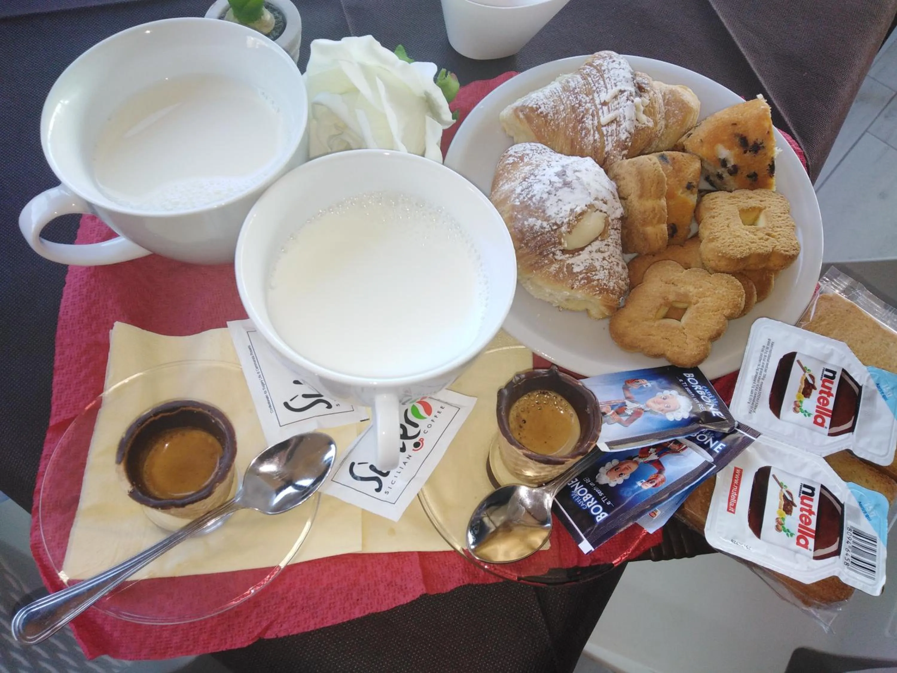 Coffee/tea facilities in Primo Hotel