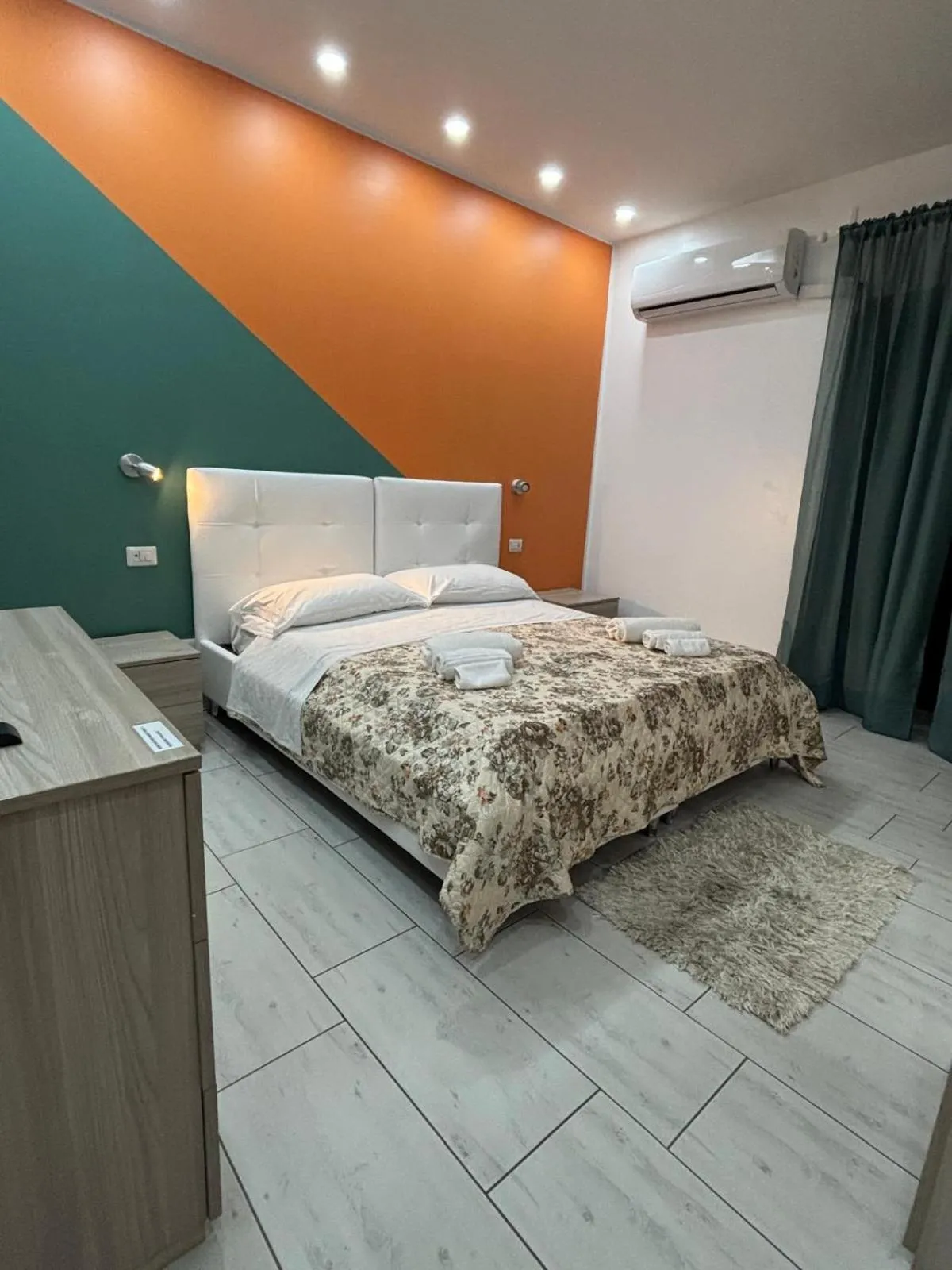 Bed in Primo Hotel