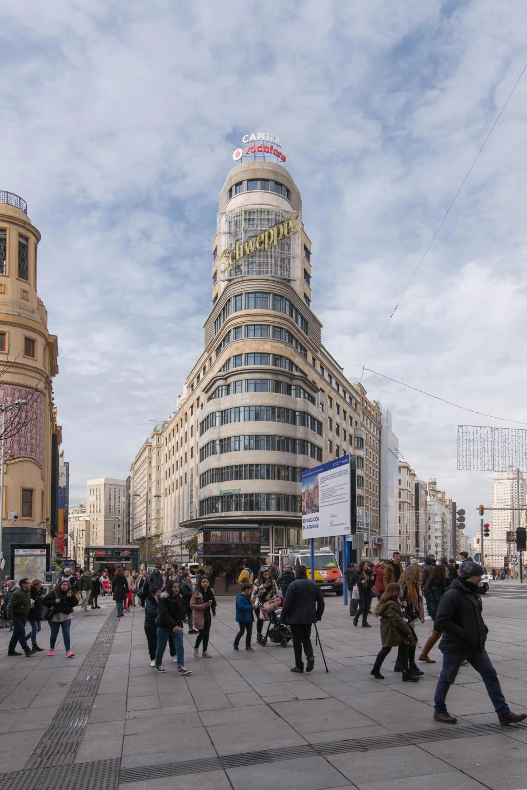 City view in Preciados Gran Via Luxury Callao