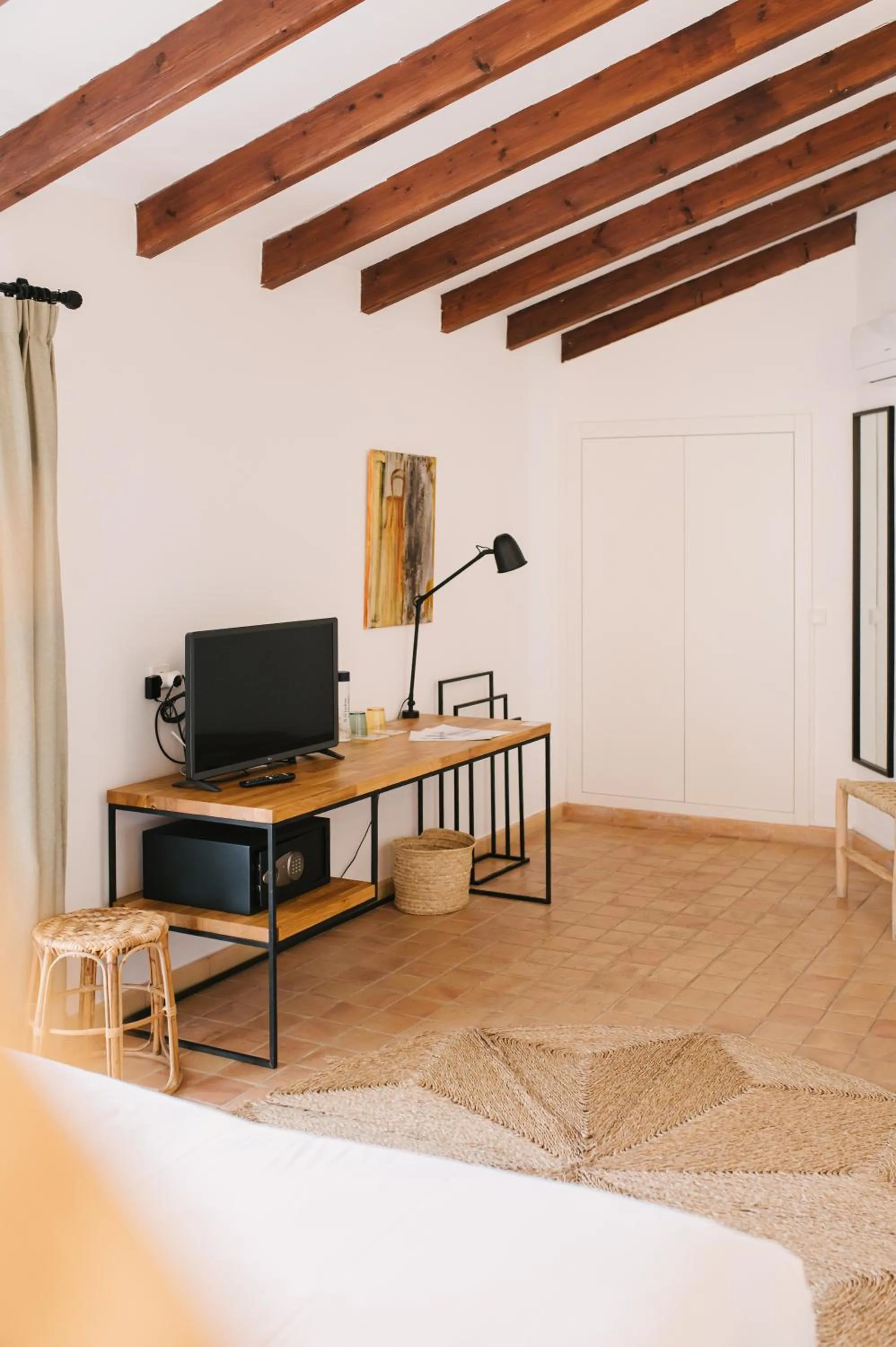 Bed in Curolla Petit Hotel