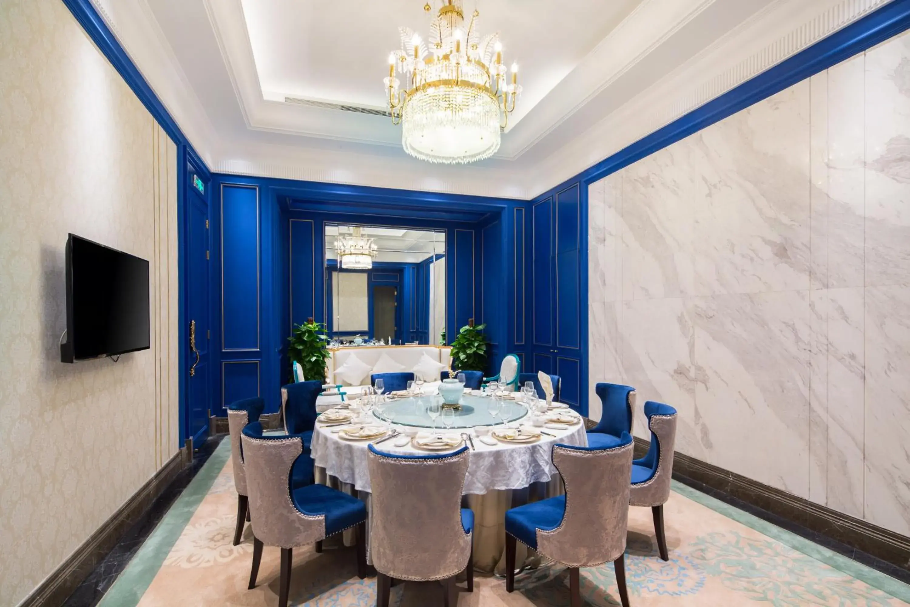 Restaurant/places to eat in Howard Johnson Plaza Ningbo Restaurant/places to eat in Howard Johnson Plaza Ningbo