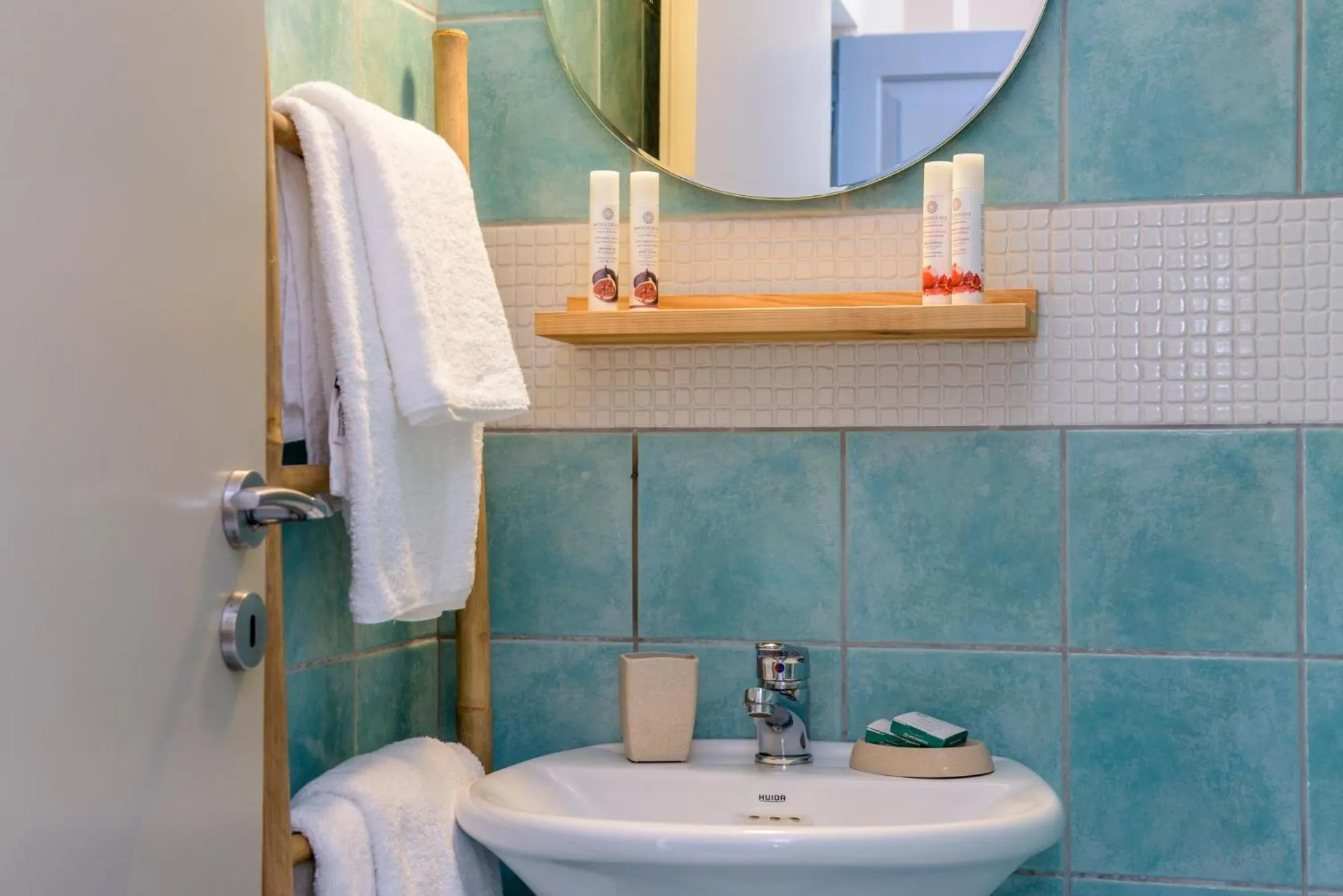 Bathroom in Iphigenia Mythic Retreat