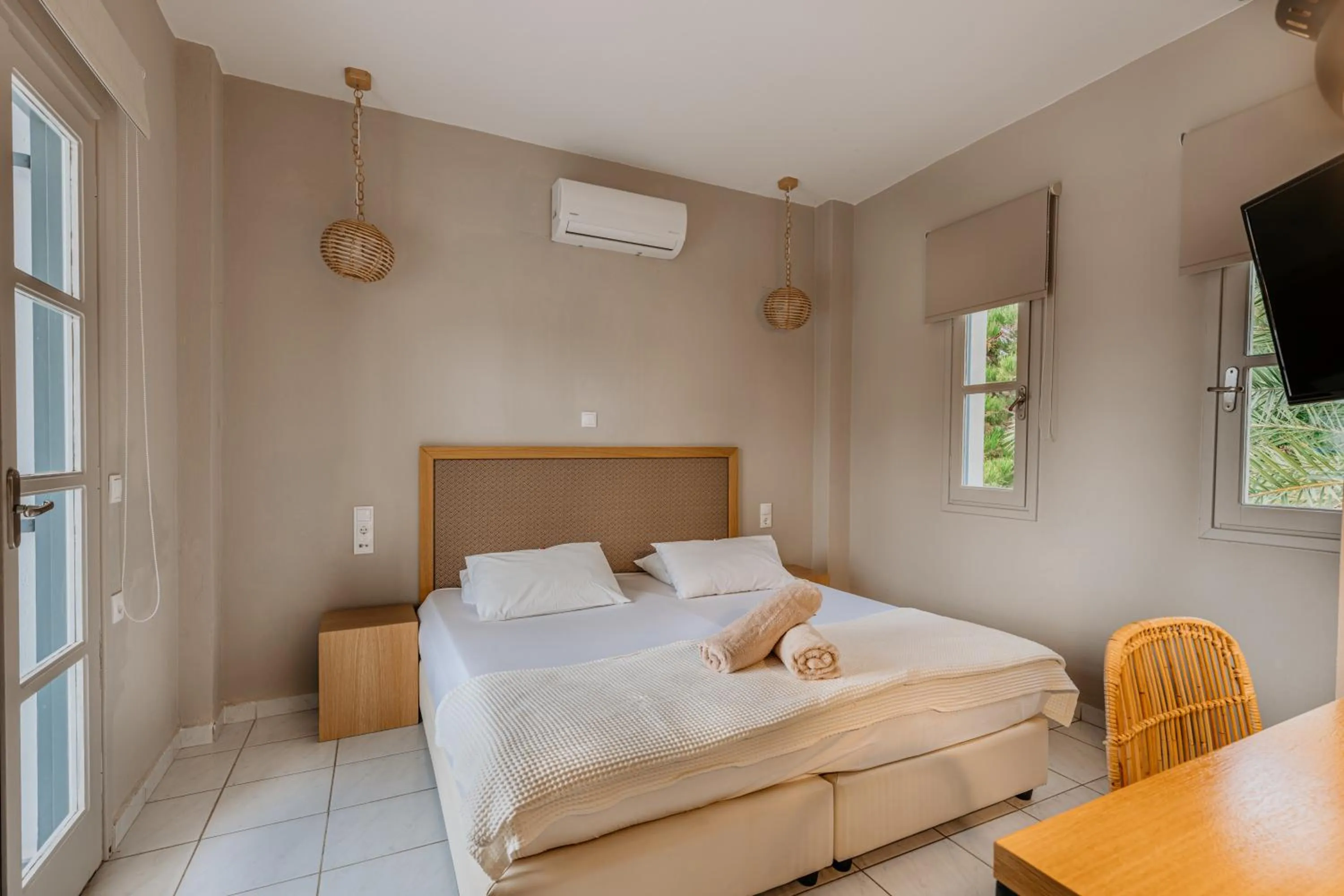 Bedroom, Bed in Iphigenia Mythic Retreat