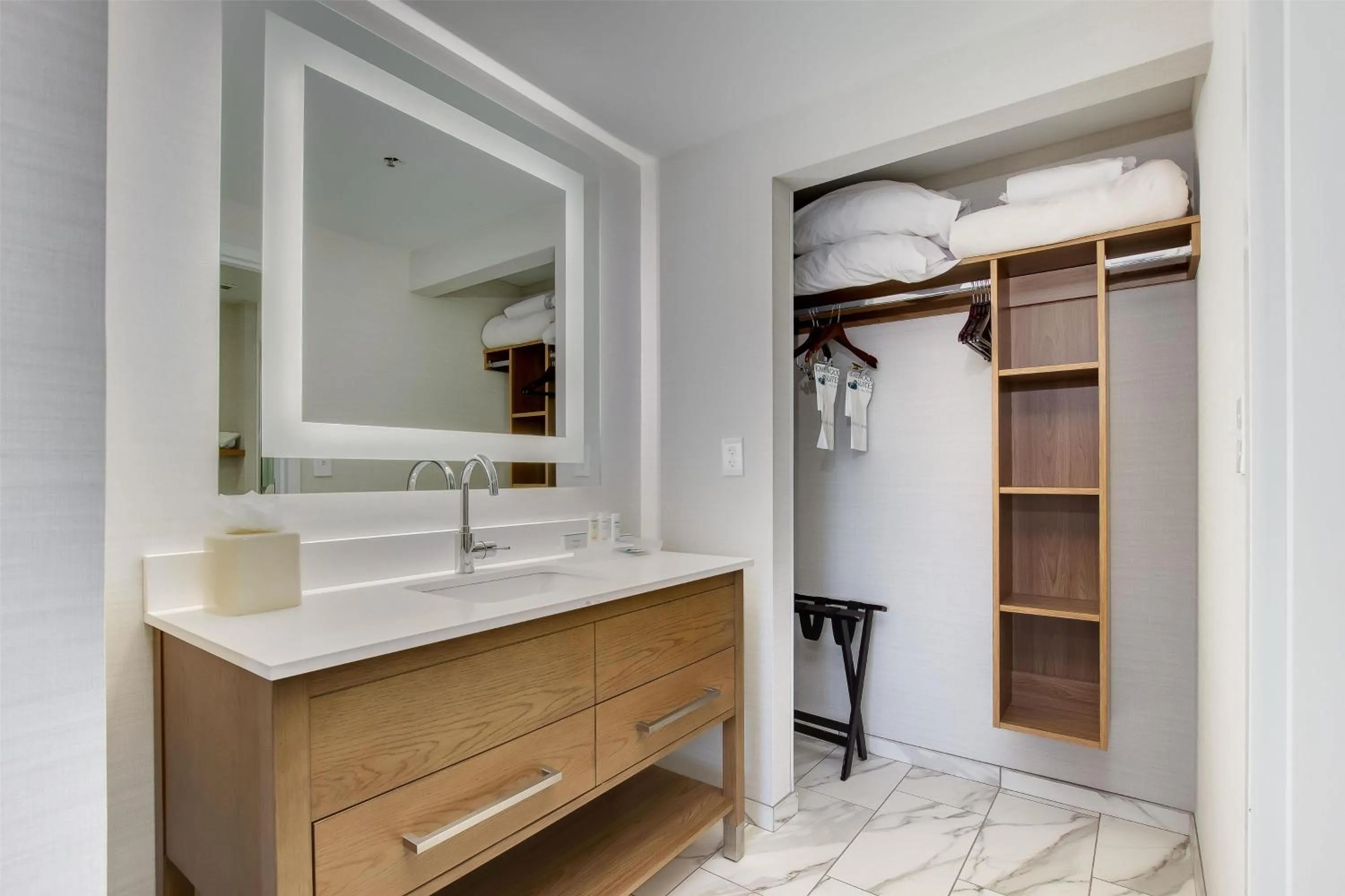 Bathroom in Homewood Suites by Hilton Louisville-East