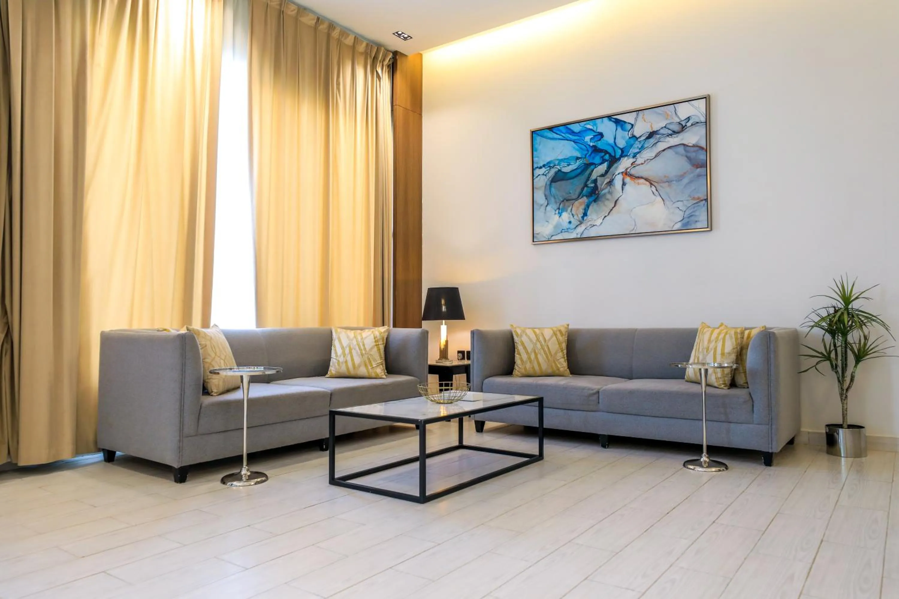 The Corner Hotel Resorts - Riyadh