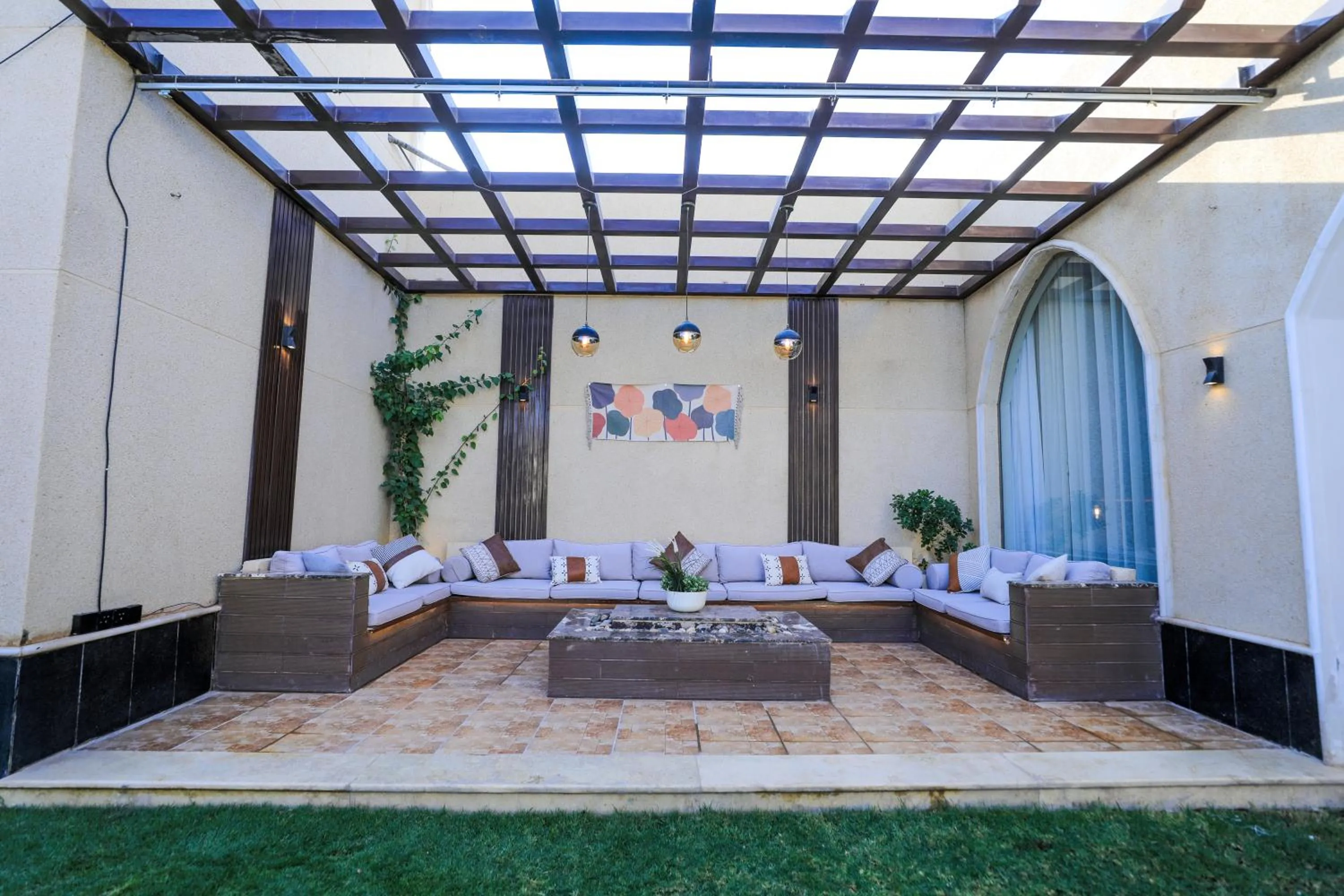 The Corner Hotel Resorts - Riyadh