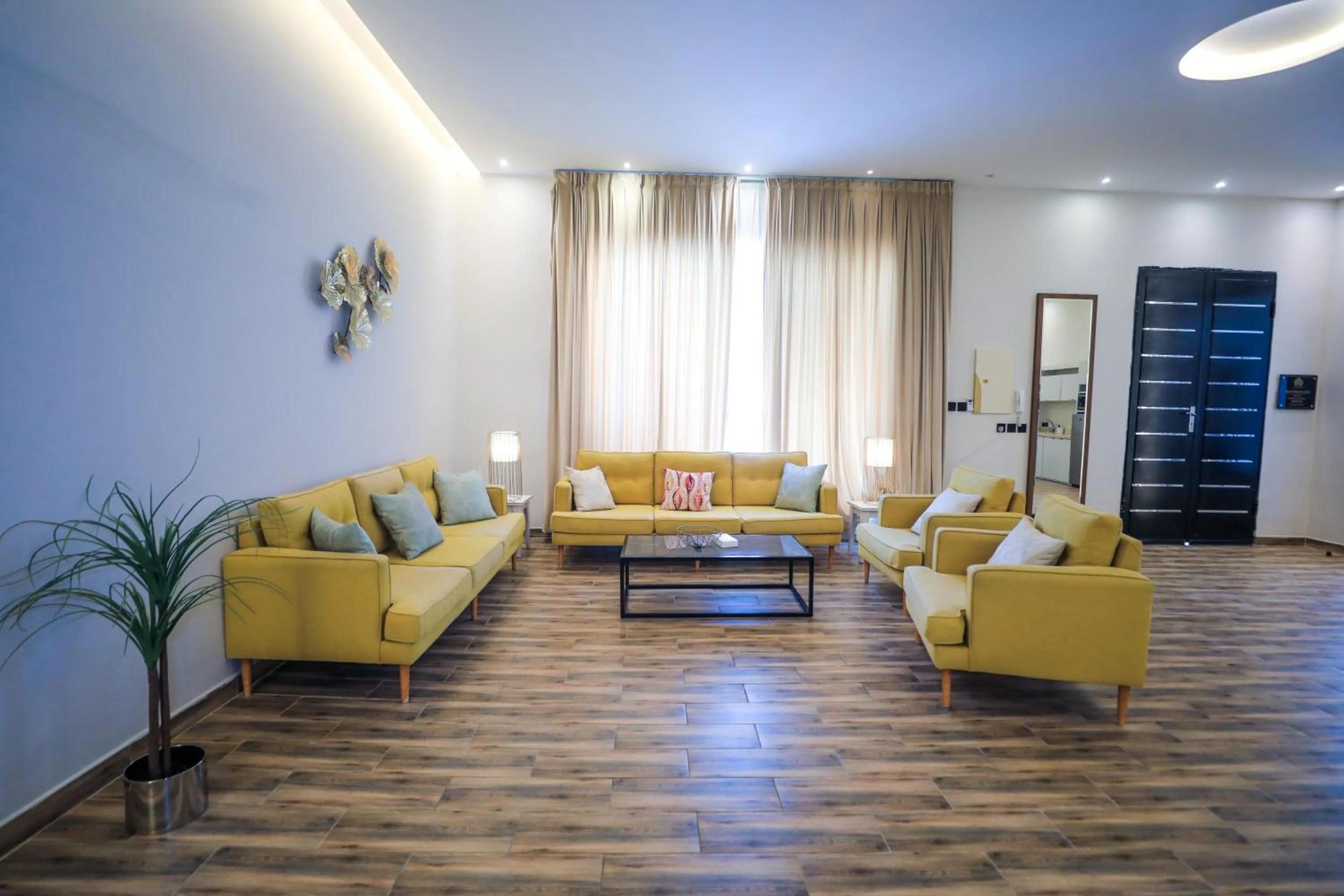 The Corner Hotel Resorts - Riyadh